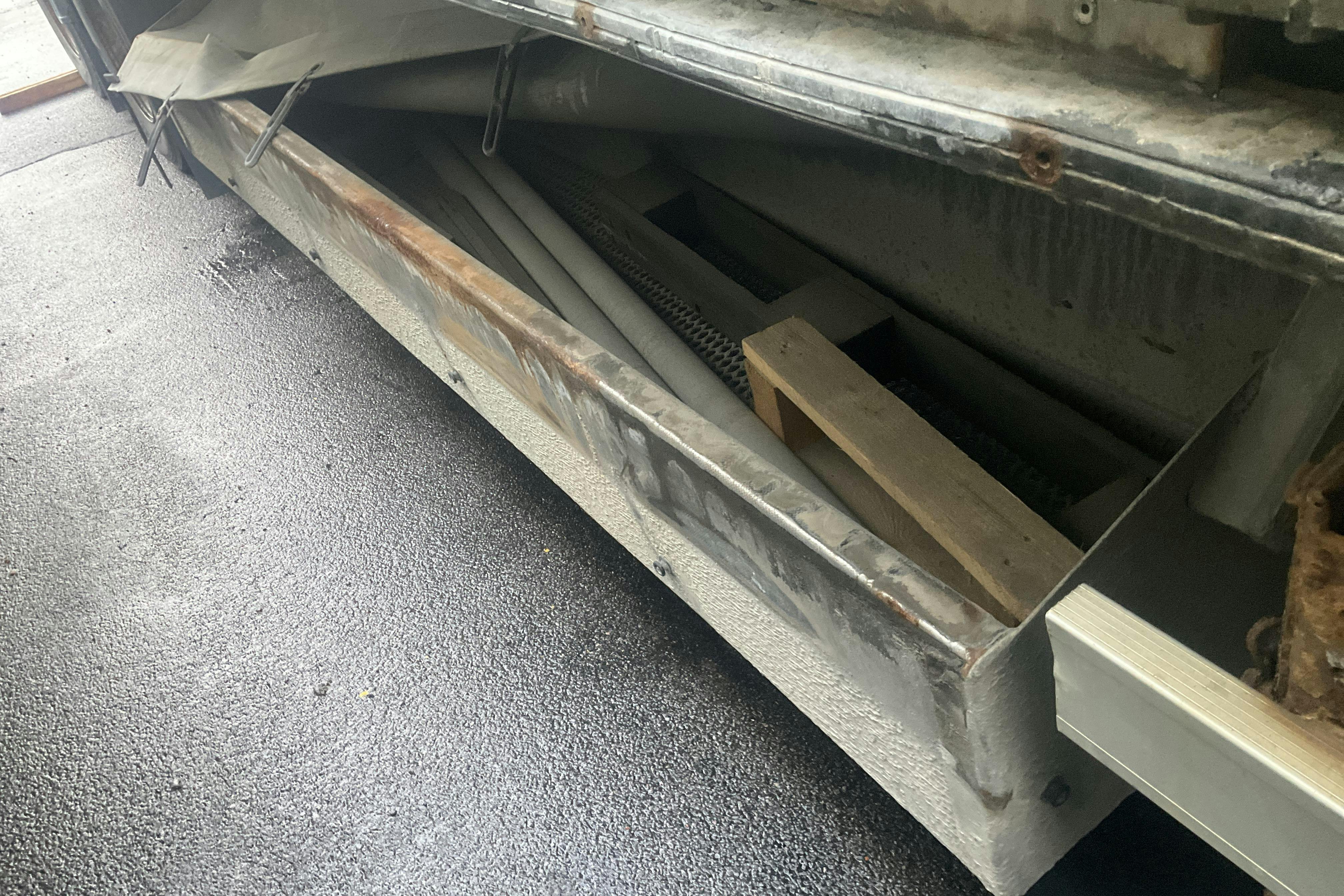 Presentationsfoto 36 av 36: SCHMITZ KO 36 - 1 km - vit - 2008