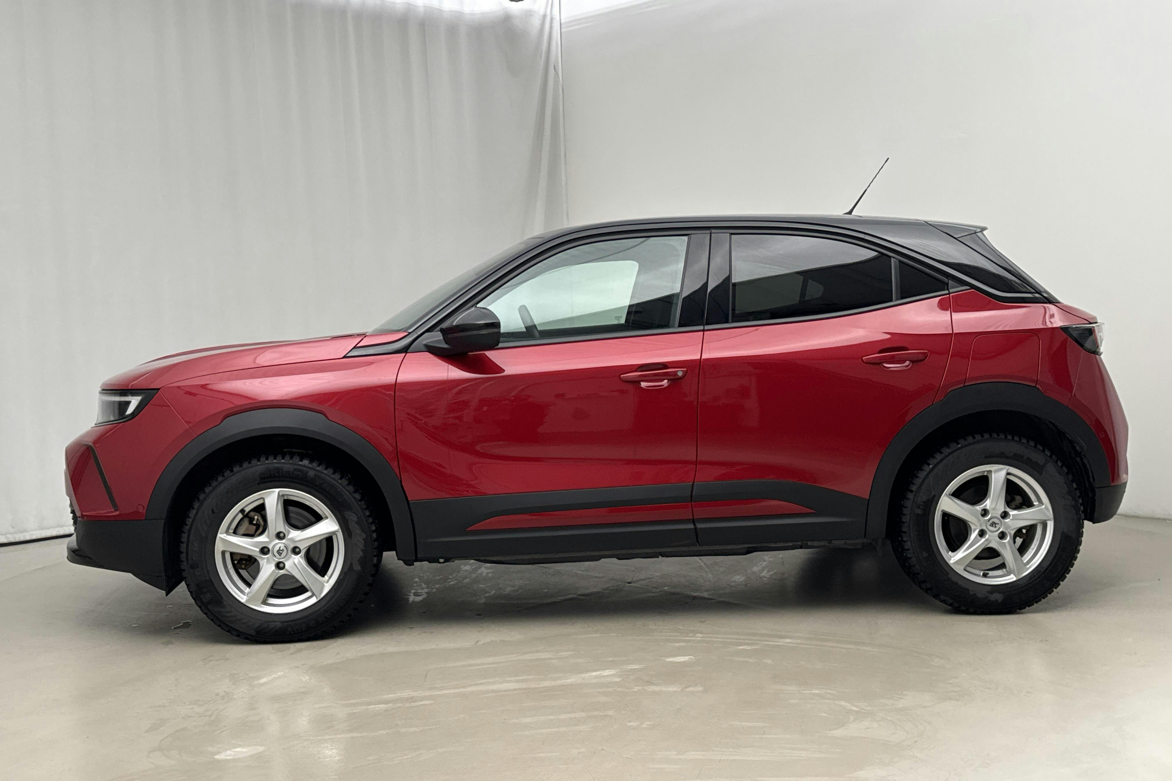 Presentation photo 2 of 19: Opel Mokka-e (136hk) - 59 920 km - Automatic - red - 2022