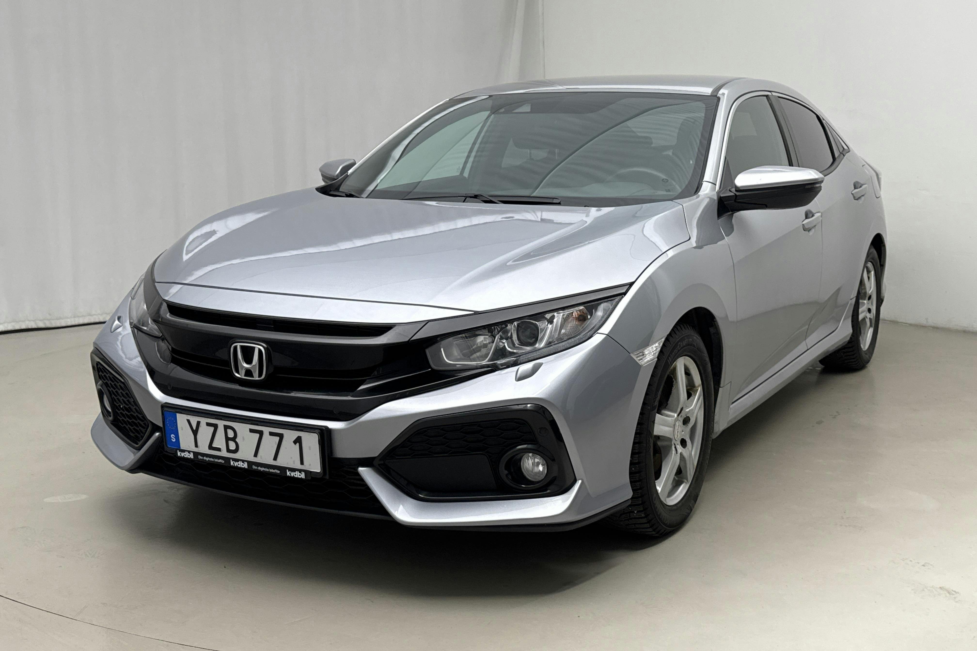 Presentation photo 1 of 20: Honda Civic 1.0 i-VTEC 5dr (126hk) - 56 310 km - Manual - silver - 2017