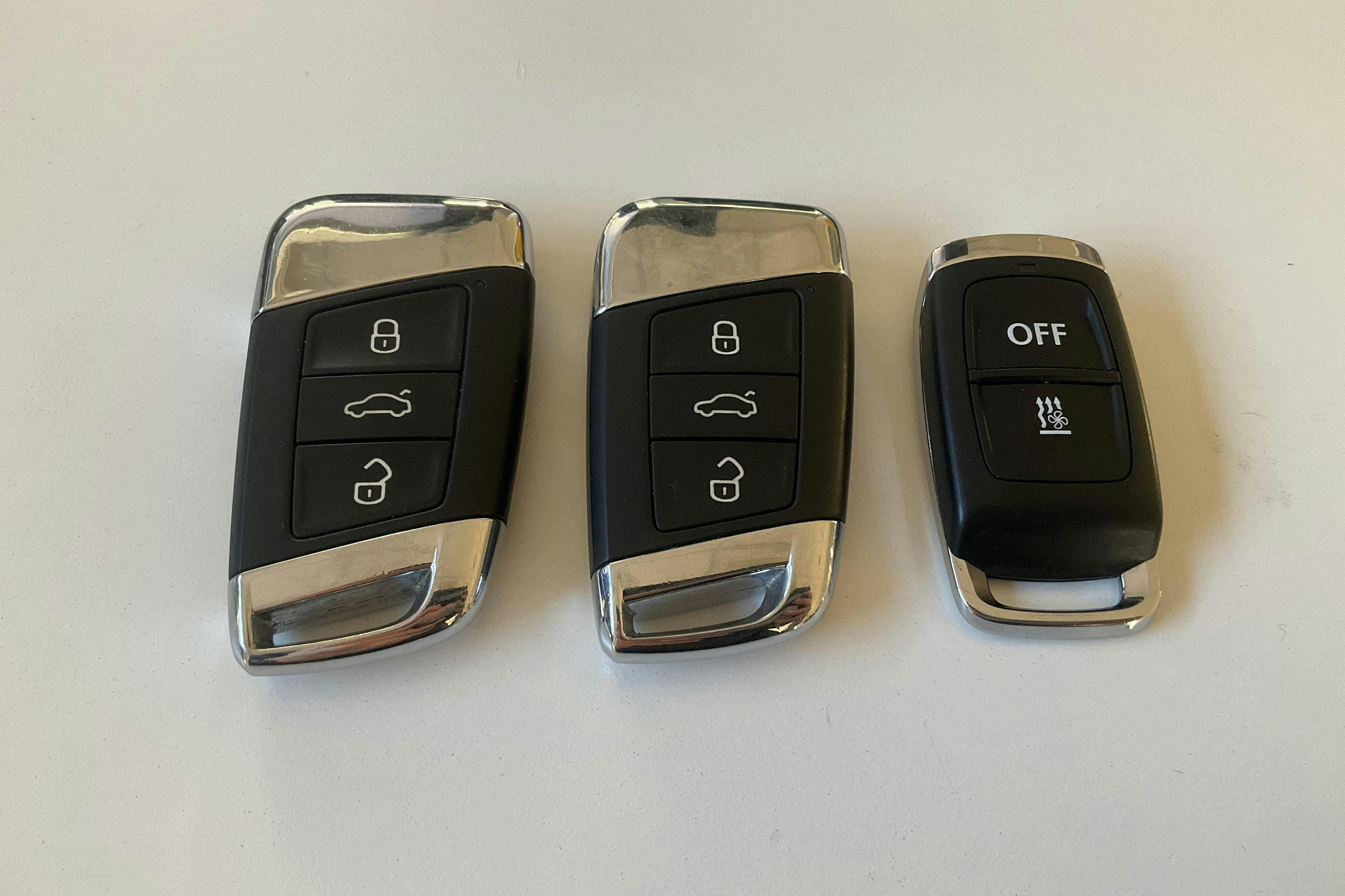 Presentation photo 21 of 21: VW Passat 1.4 Plug-in-Hybrid Sportscombi (218hk) - 170 640 km - Automatic - Dark Grey - 2018