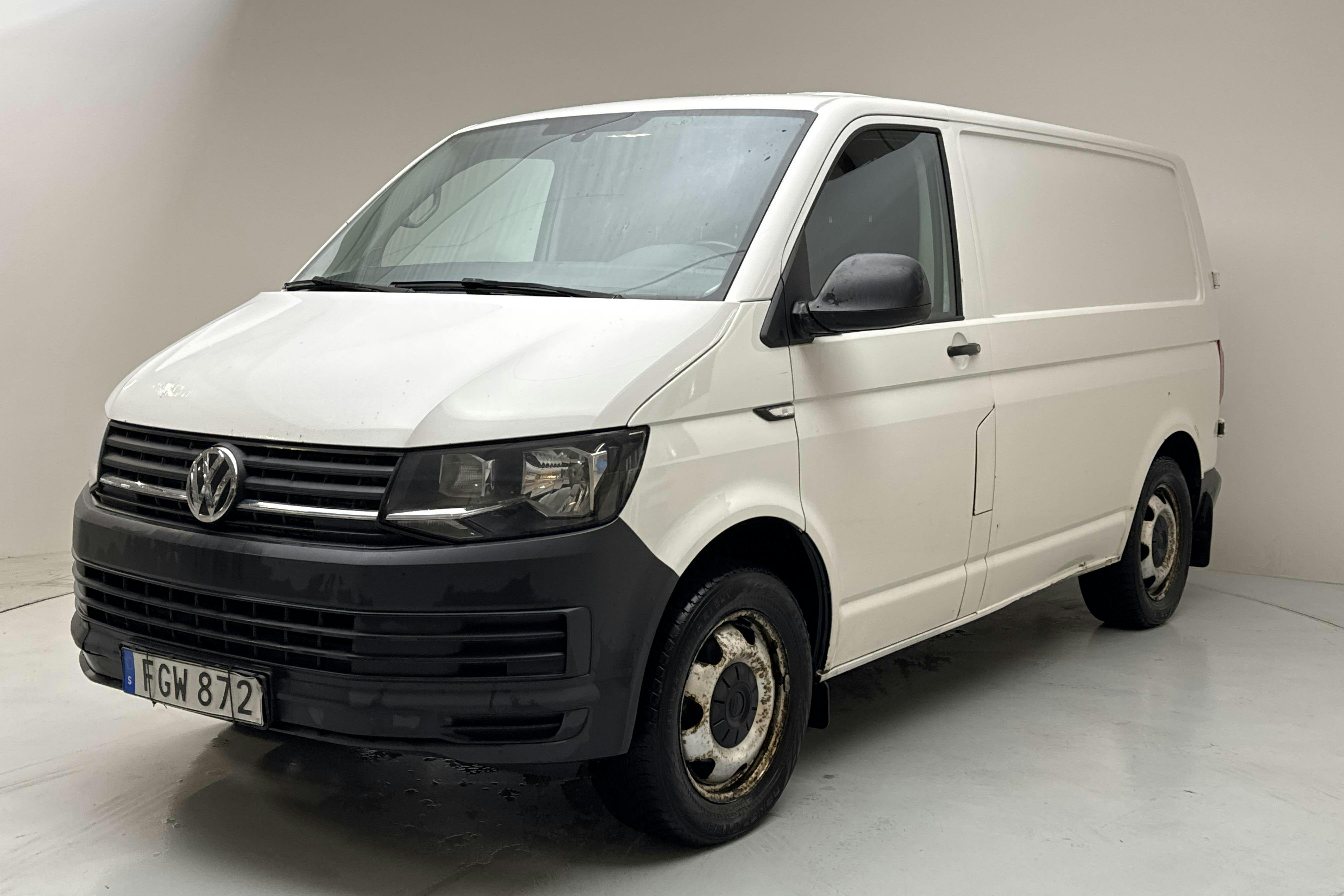 Presentation photo 1 of 12: VW Transporter T6 2.0 TDI BMT Skåp (140hk) - 282 410 km - Automatic - white - 2016