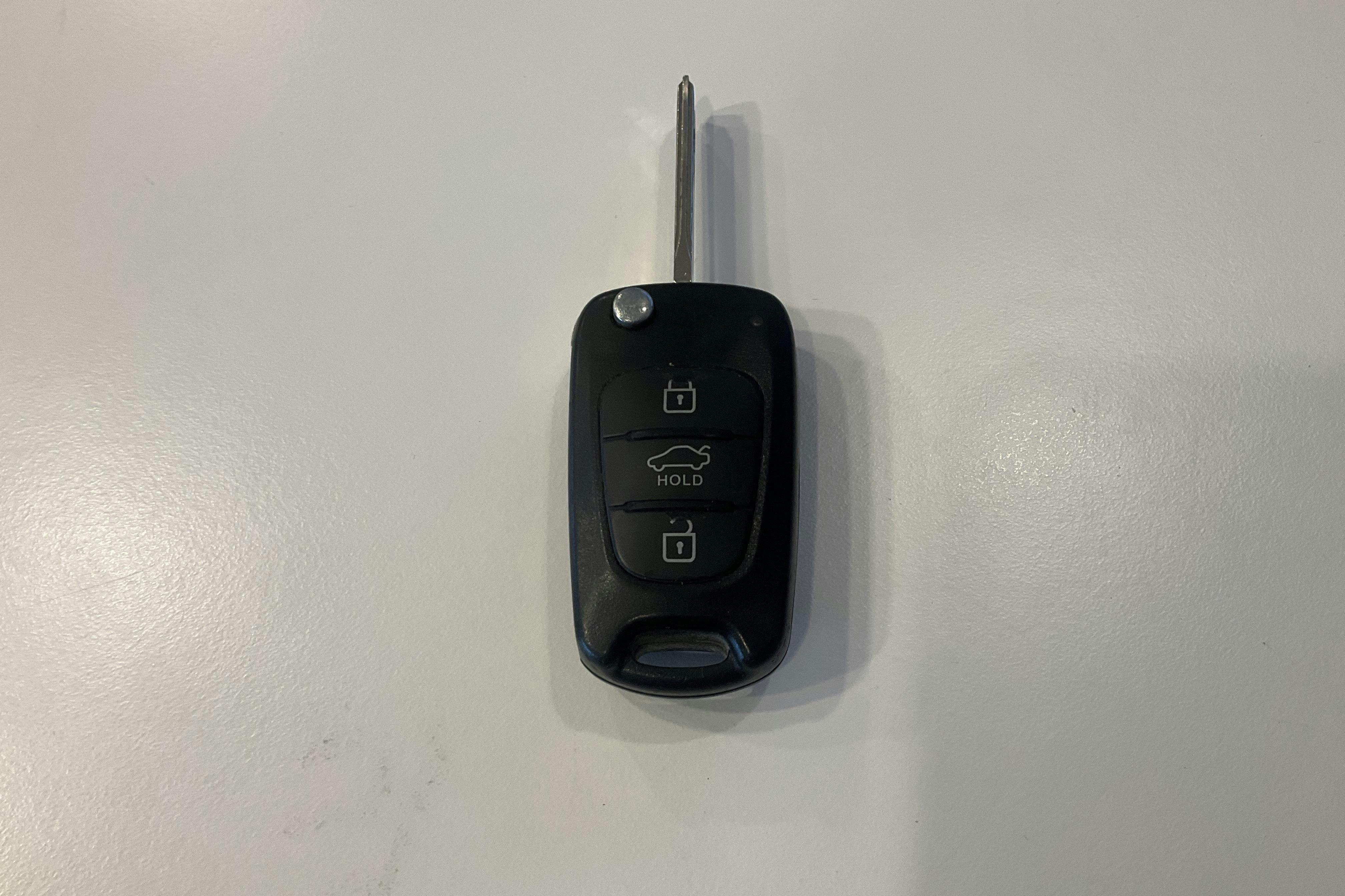 Presentation photo 12 of 12: KIA Sportage 1.6 2WD (136hk) - 146 070 km - Manual - black - 2013