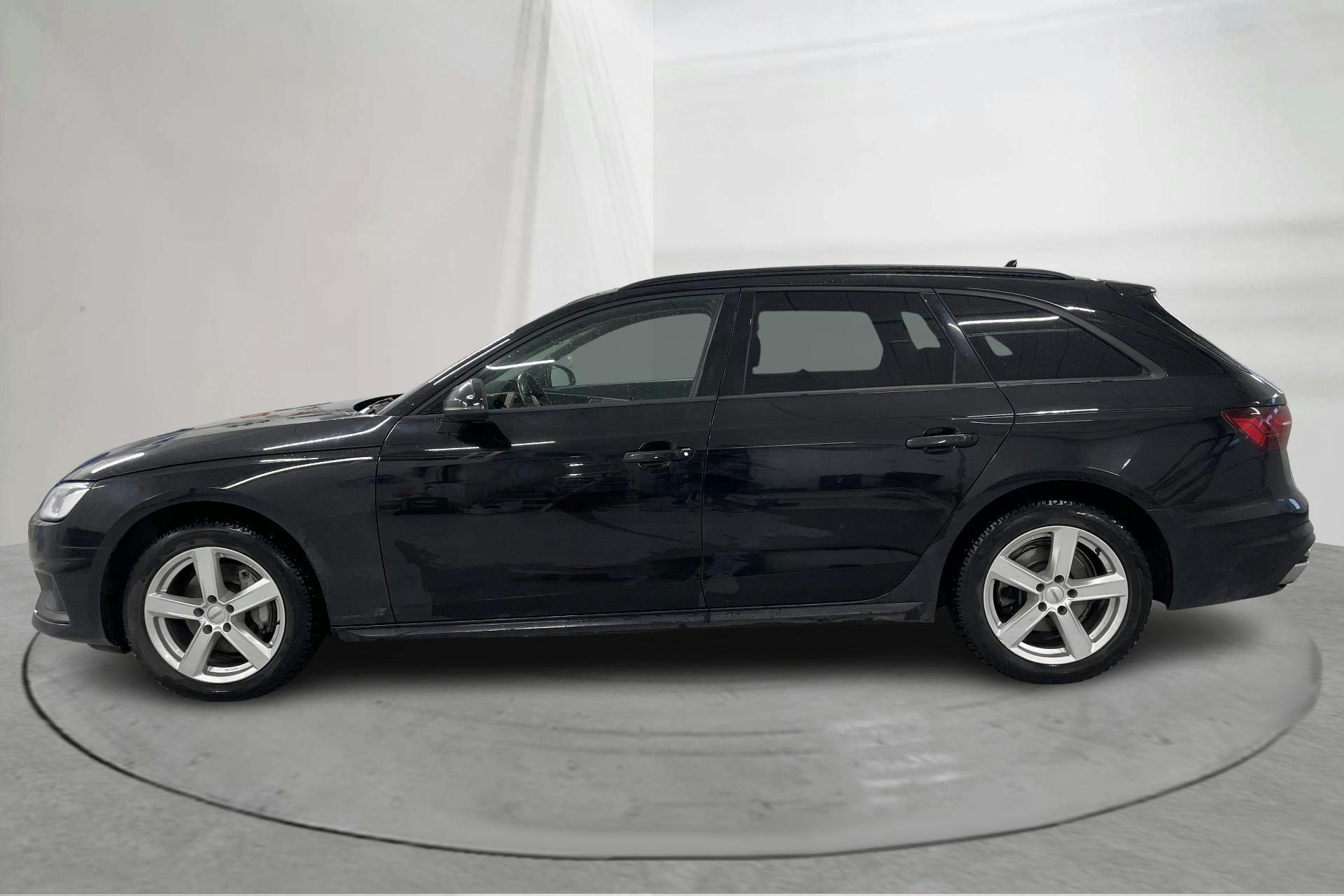 Esitlusfoto 2 aadressil 15: Audi A4 Avant 40 TDI quattro (204hk) - 125 530 km - Automaatne - must - 2023