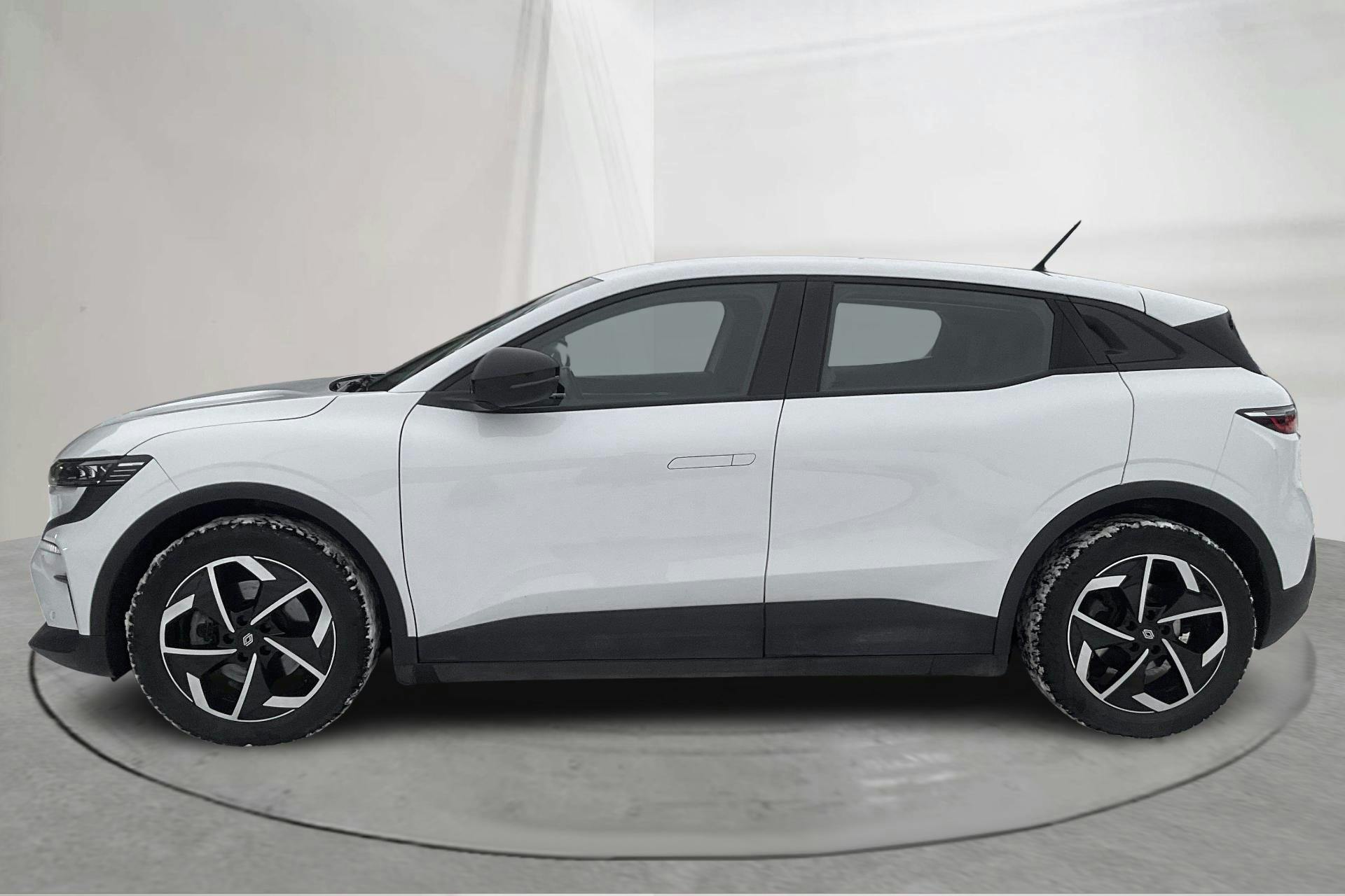 Esittelykuva 2 osoitteesta 16: Renault Mégane E-TECH 60kWh (130hk) - 54 040 km - Automaattinen - valkoinen - 2023
