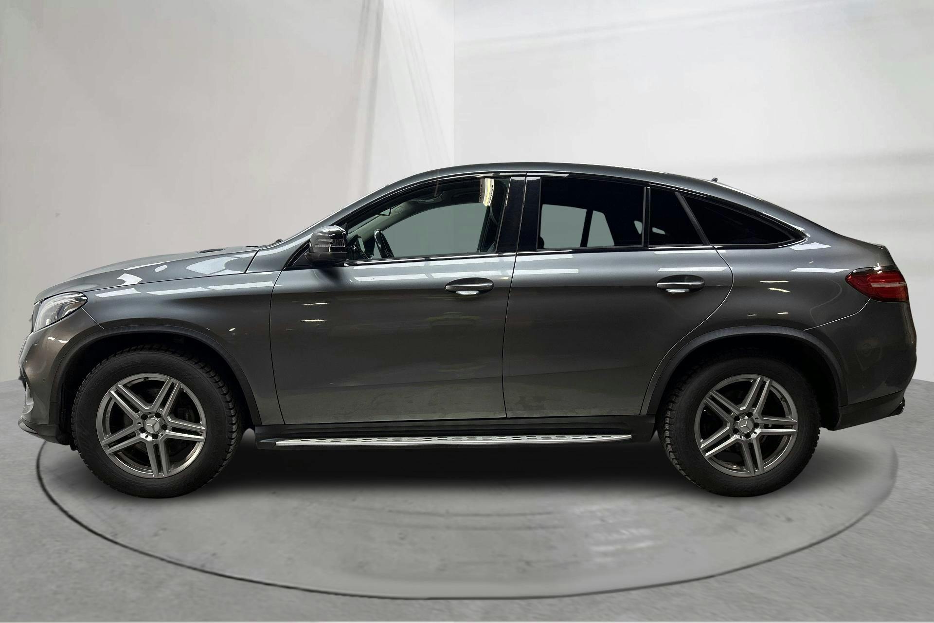 Presentationsfoto 2 av 17: Mercedes GLE 350 d 4MATIC Coupé C292 (258hk) - 25 305 mil - Automat - grå - 2017