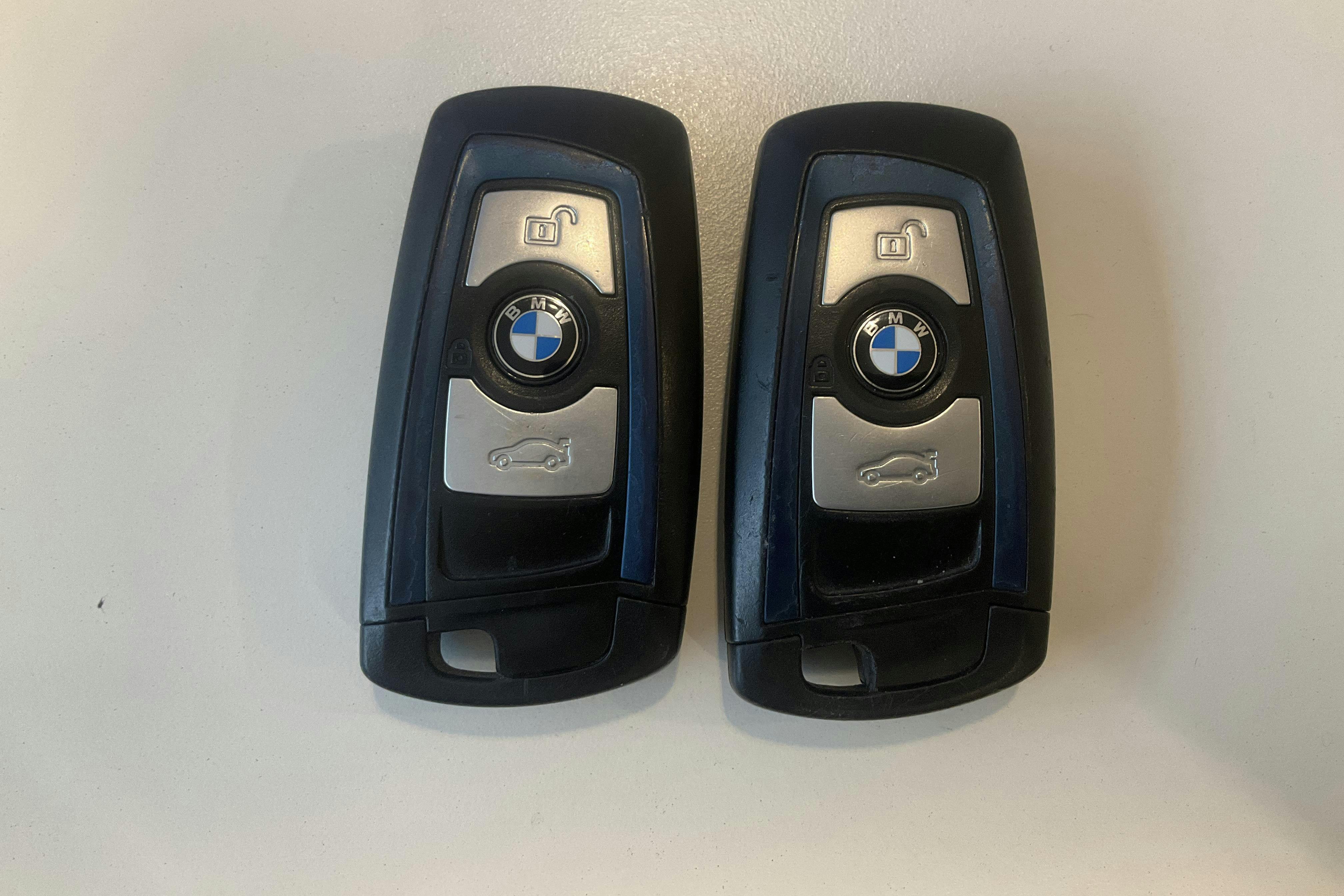 Presentation photo 17 of 17: BMW 118i 5dr, F20 (136hk) - 166 400 km - Manual - white - 2017