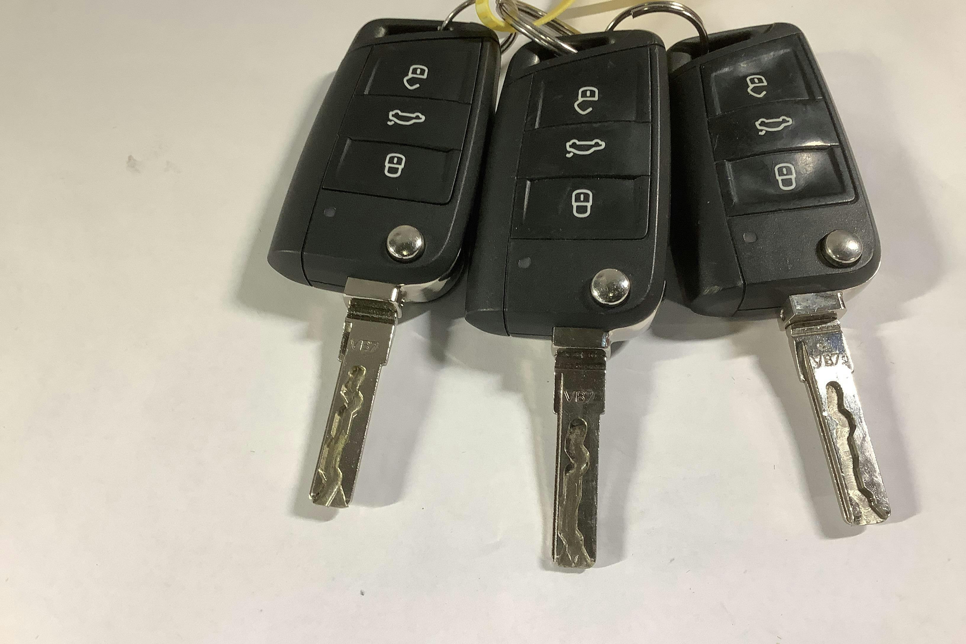 Presentation photo 14 of 14: VW Golf VII 1.5 TGI Sportscombi (130hk) - 29 620 km - Automatic - Dark Blue - 2020