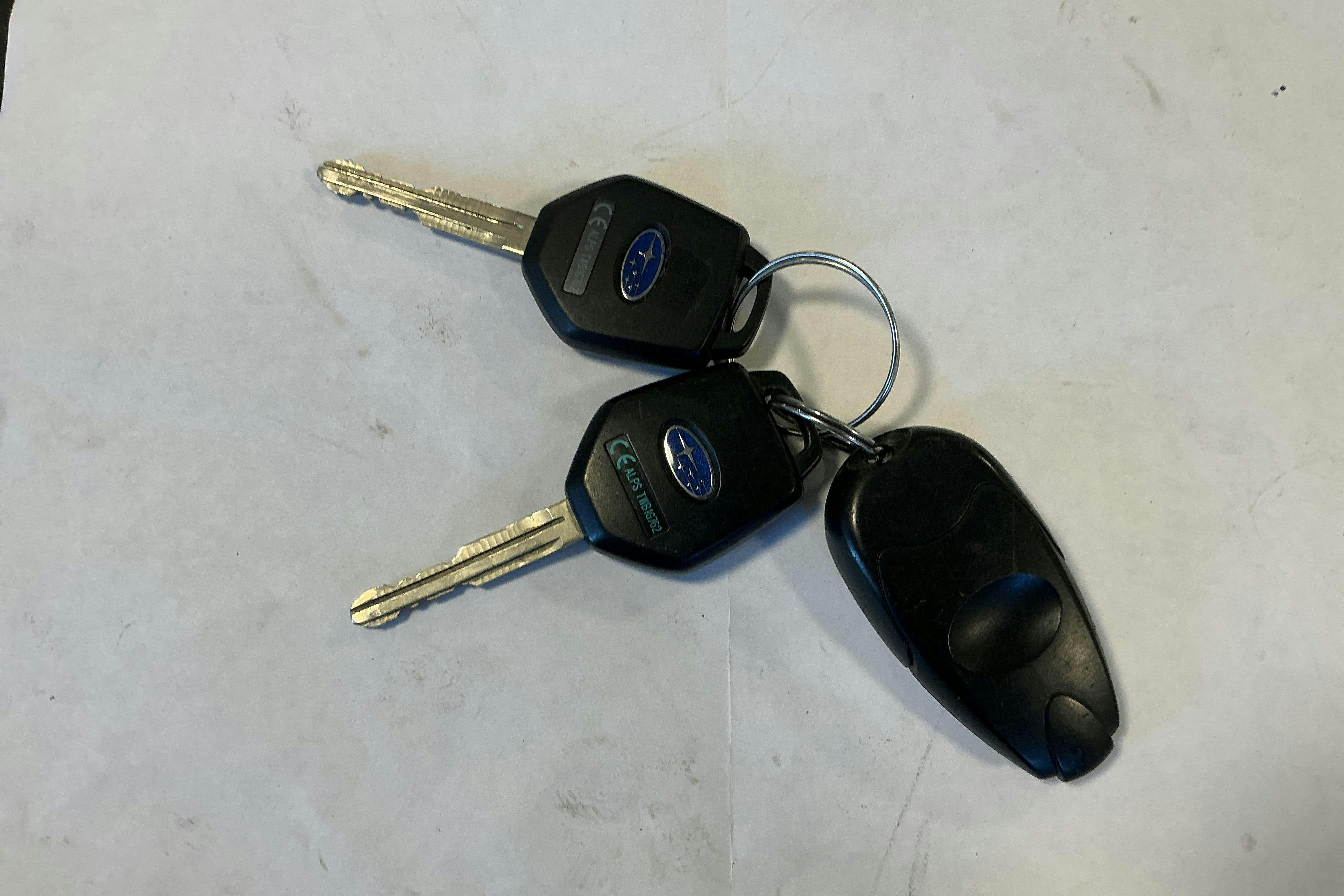 Presentation photo 13 of 13: Subaru Forester 2.0D (147hk) - 190 650 km - Automatic - white - 2015