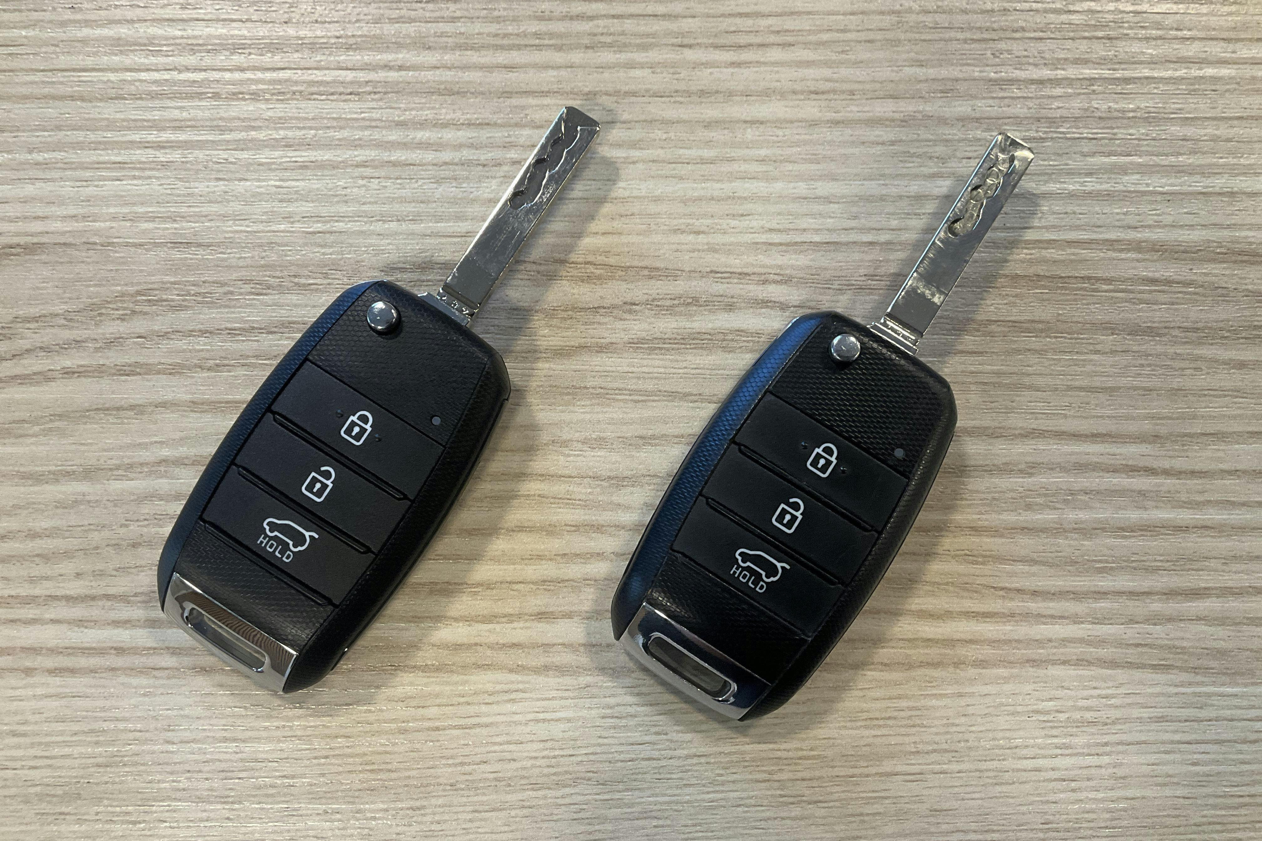 Presentation photo 14 of 14: KIA Niro Hybrid 1.6 (141hk) - 99 970 km - Automatic - gray - 2019