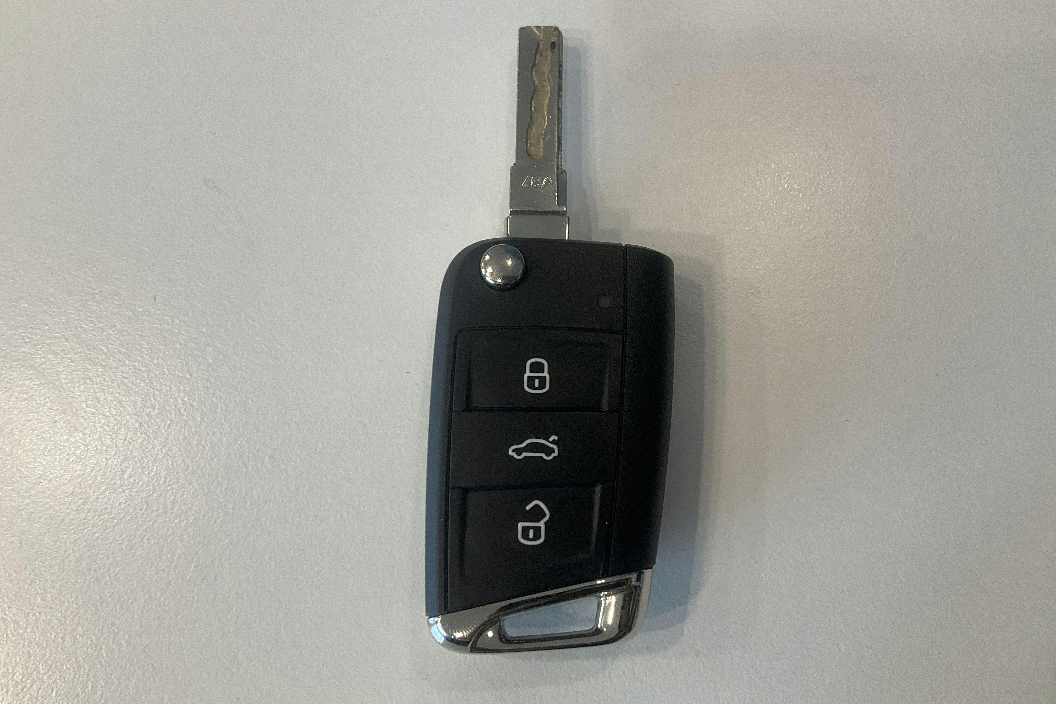 Presentation photo 20 of 20: VW Golf VII 1.4 TGI BlueMotion Sportscombi (110hk) - 84 350 km - Manual - black - 2018