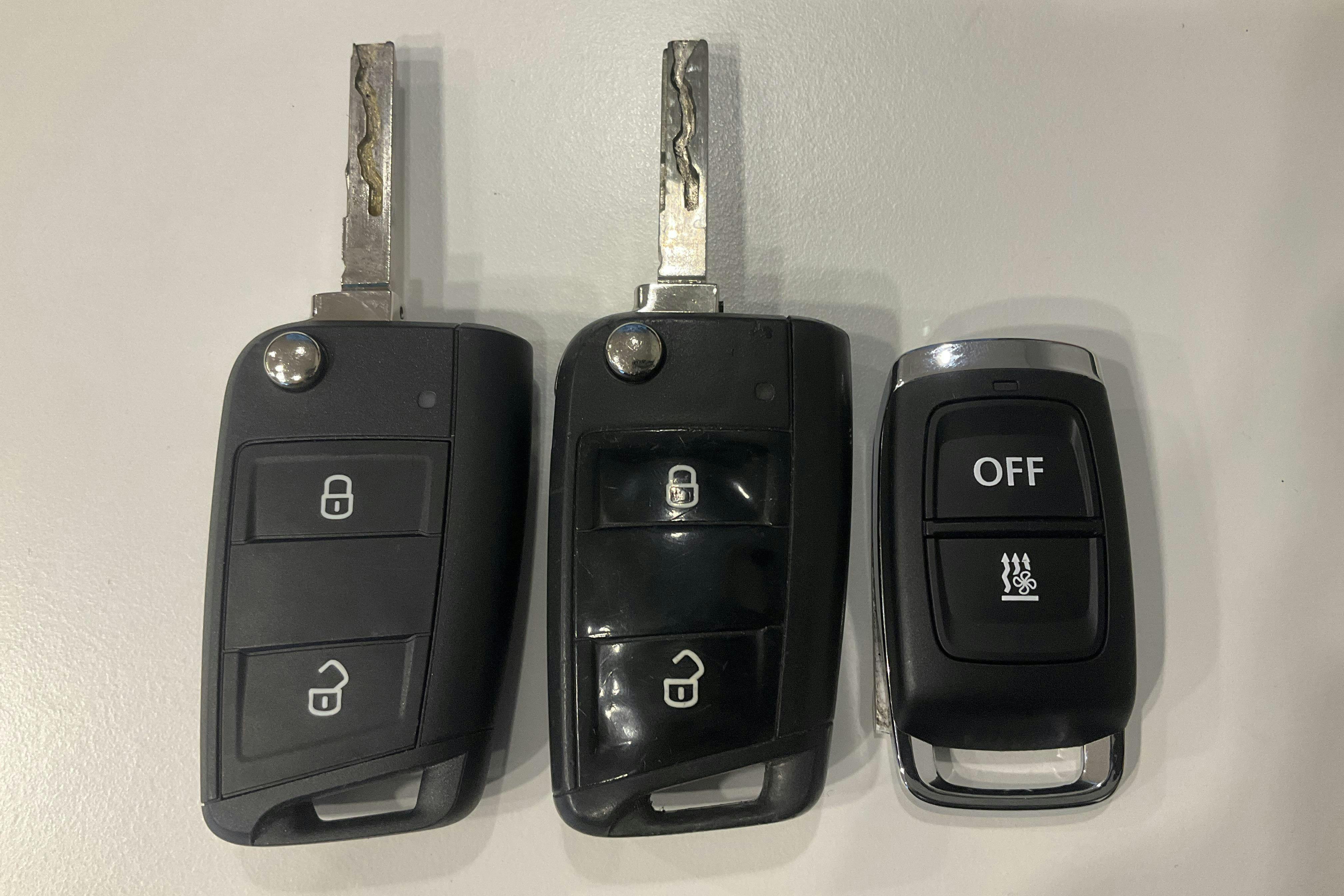 Presentation photo 12 of 12: VW Crafter 35 2.0 TDI Volymskåp (177hk) - 107 480 km - Automatic - white - 2018