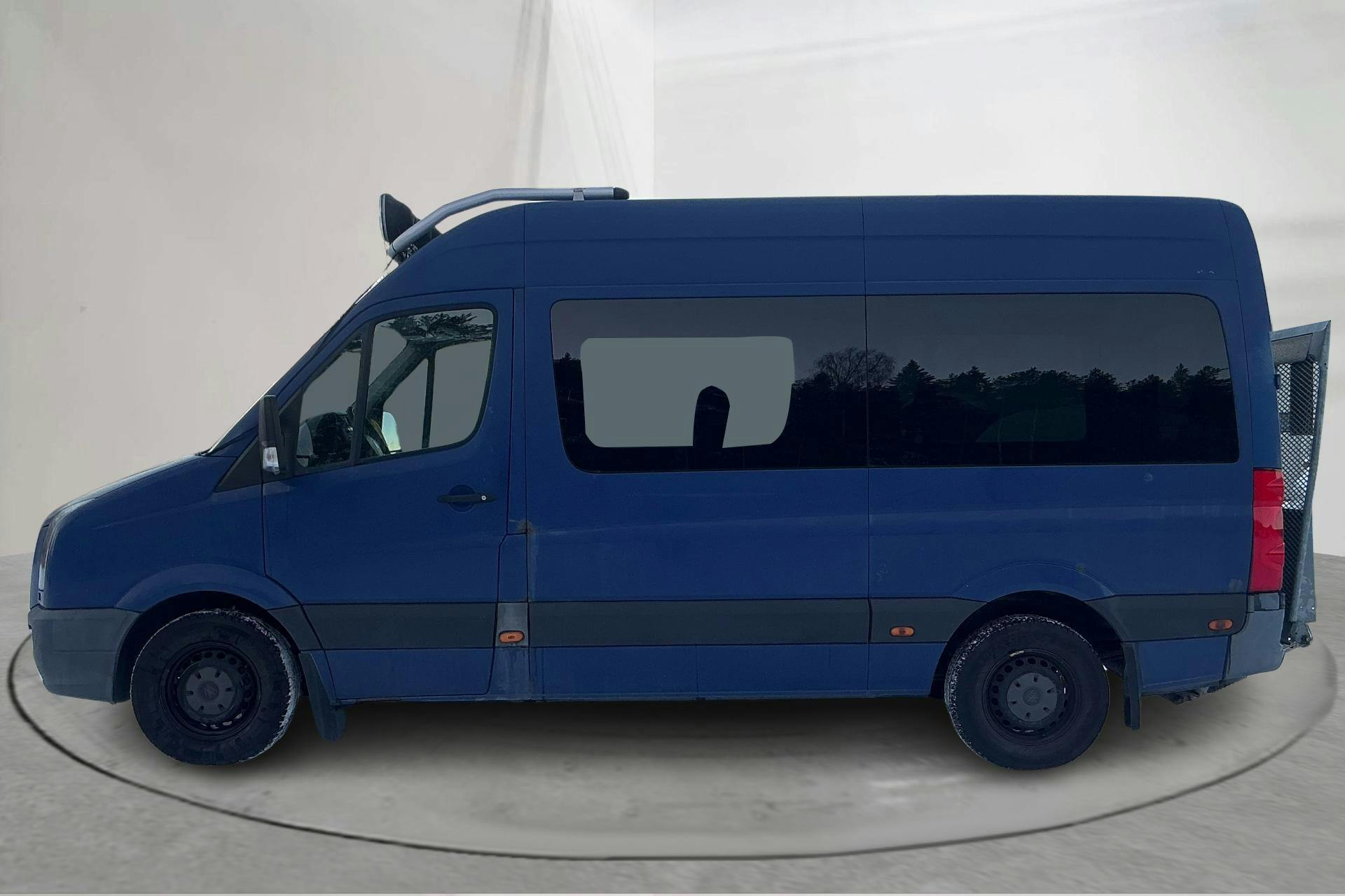 Presentation photo 2 of 16: VW Crafter 35 2.5 TDI Skåp (163hk) - 285 900 km - Manual - Dark Blue - 2011