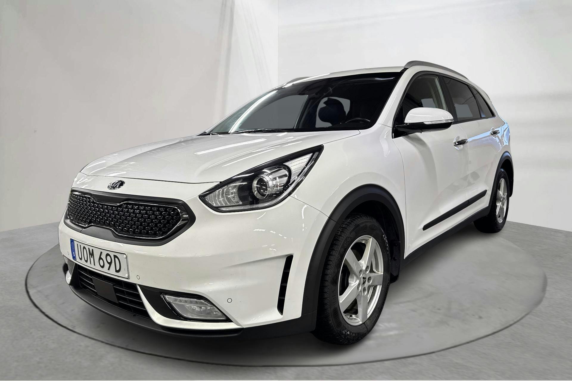 KIA Niro Hybrid 1.6 (141hk) - 117 010 km - Automatic - white - 2019