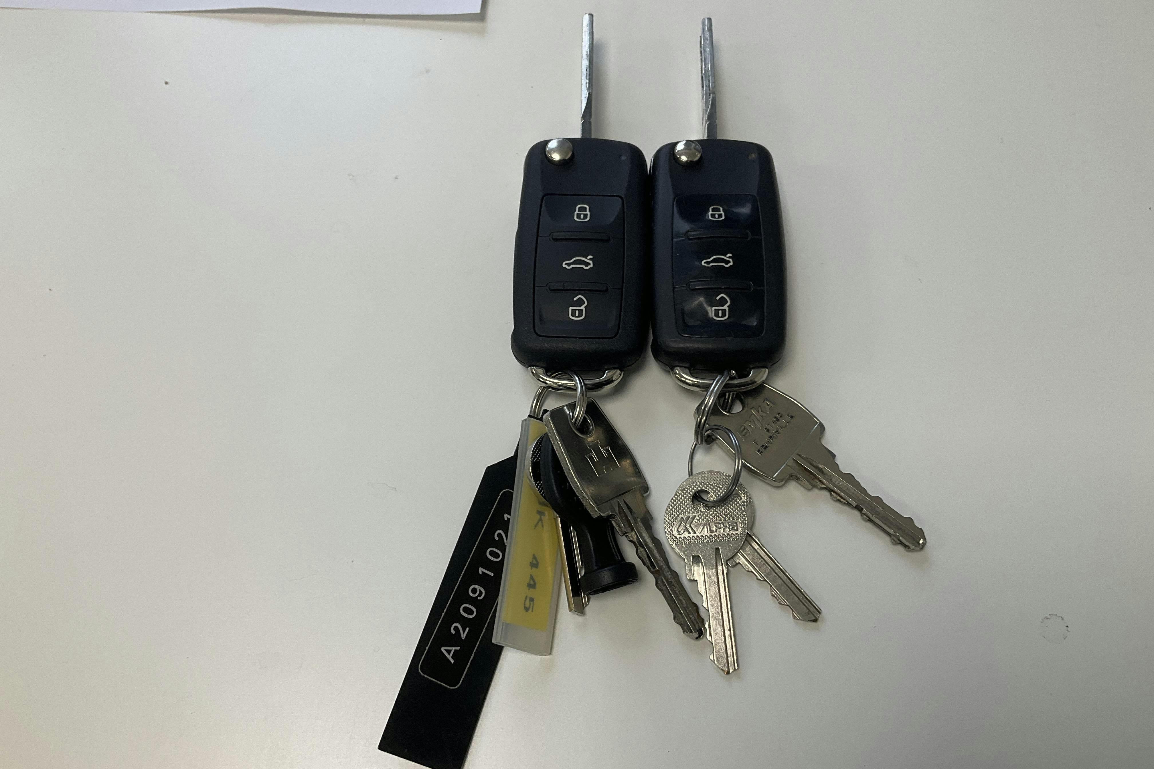 Esitlusfoto 17 aadressil 17: Skoda Octavia Scout II 2.0 TDI 4X4 (140hk) - 126 660 km - Käsitsi - valge - 2010