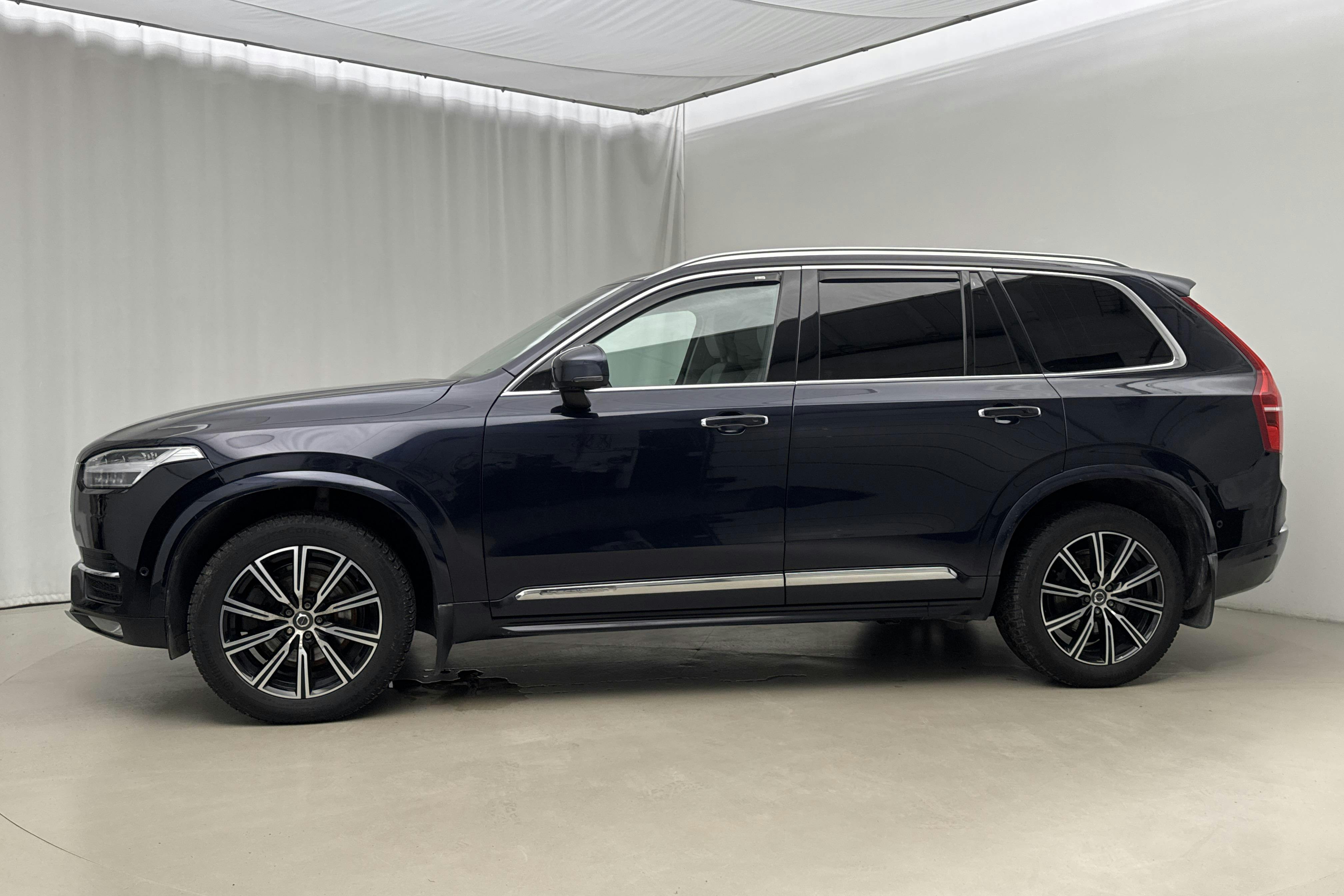 Presentation photo 2 of 24: Volvo XC90 D5 AWD (235hk) - 282 930 km - Automatic - Dark Blue - 2017
