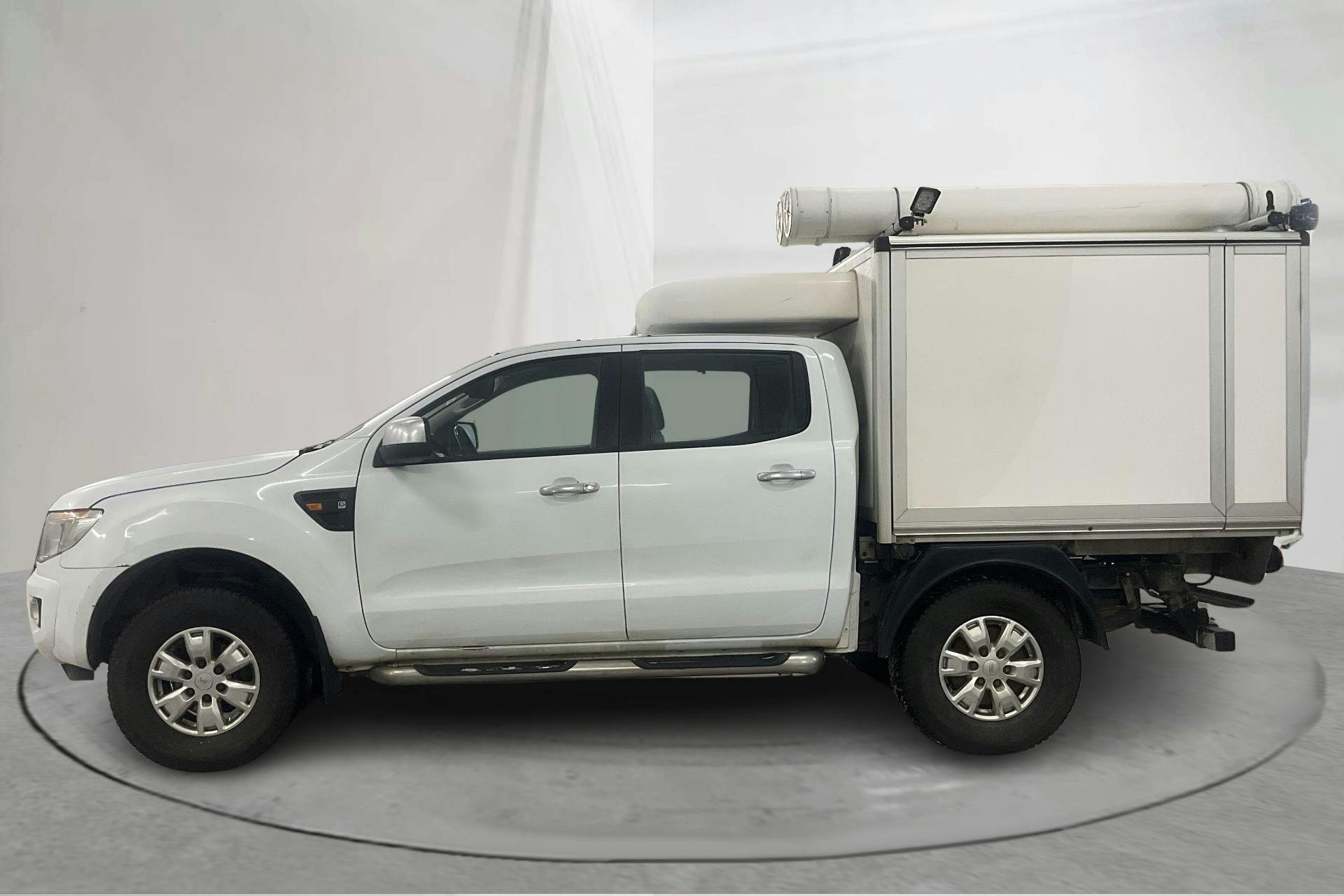 Presentation photo 2 of 19: Ford Ranger 2.2 TDCi 4WD (150hk) - 192 100 km - Manual - white - 2015