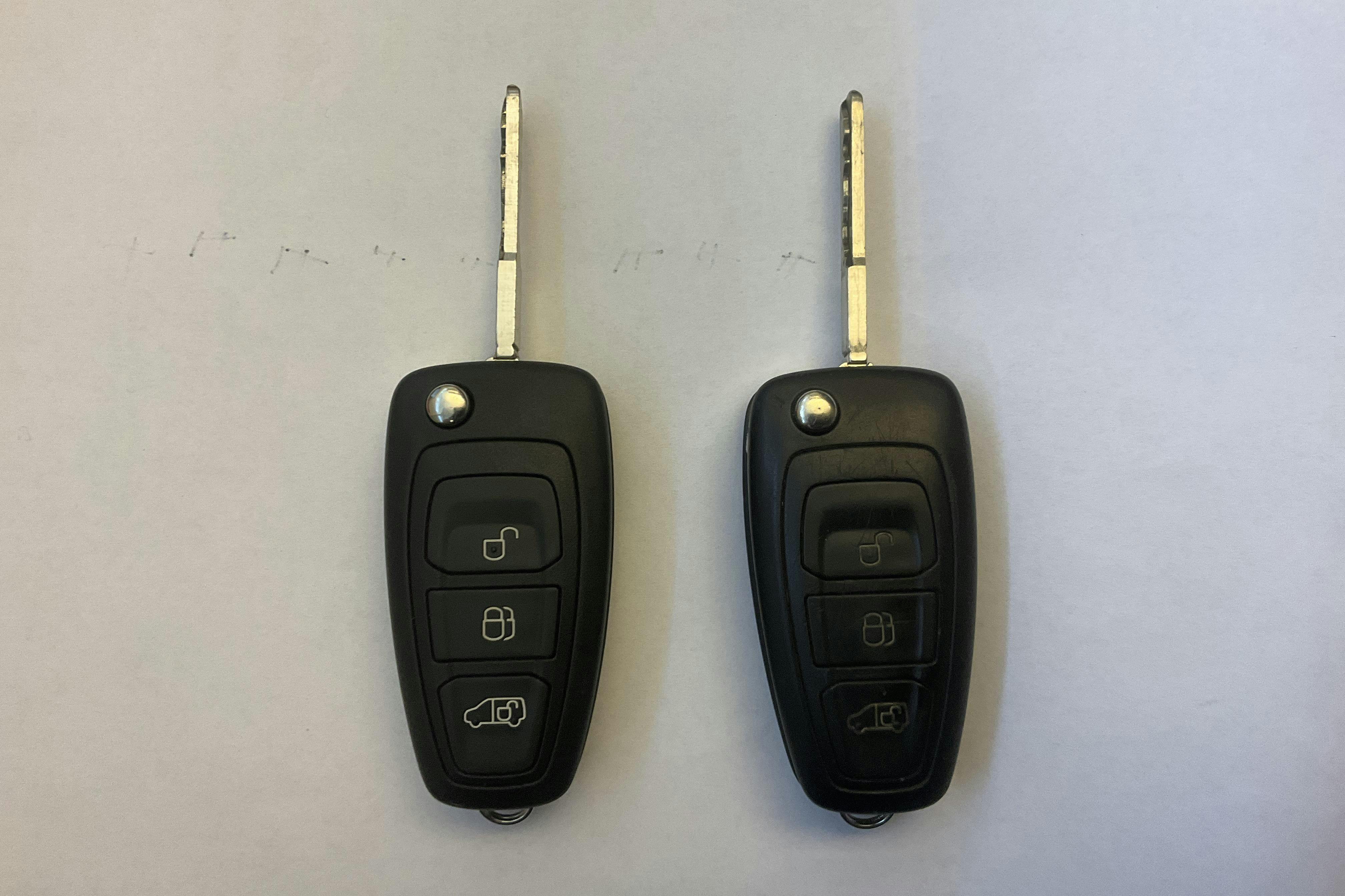 Presentation photo 16 of 16: Ford Transit Connect 1.6 TDCi (95hk) - 121 670 km - Manual - white - 2015