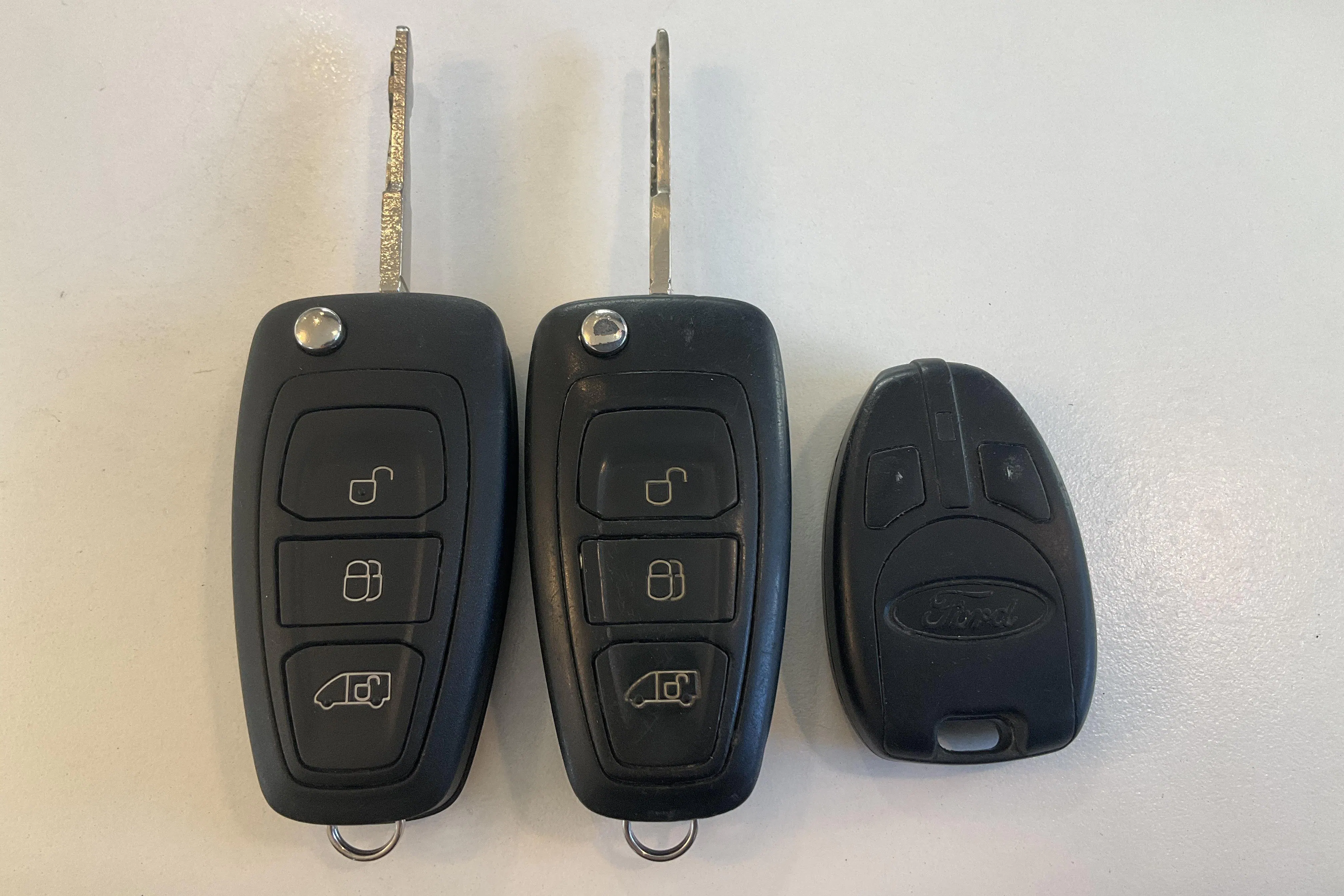 Presentationsfoto 14 av 14: Ford Transit Custom 300 (130hk) - 15 151 mil - Automat - vit - 2018