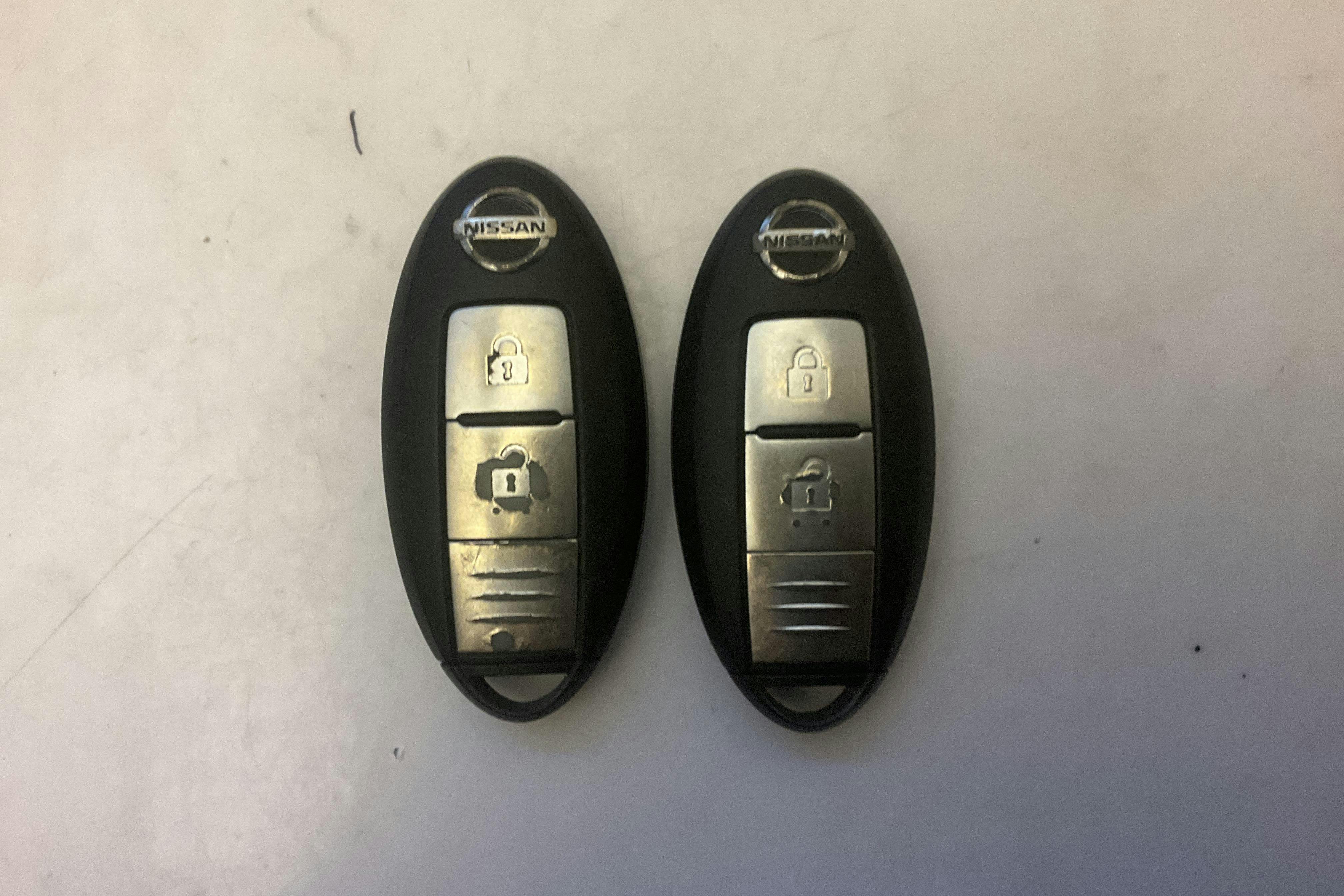 Presentation photo 16 of 16: Nissan Navara 2.3 dCi 4x4 (190hk) - 226 900 km - Automatic - black - 2016