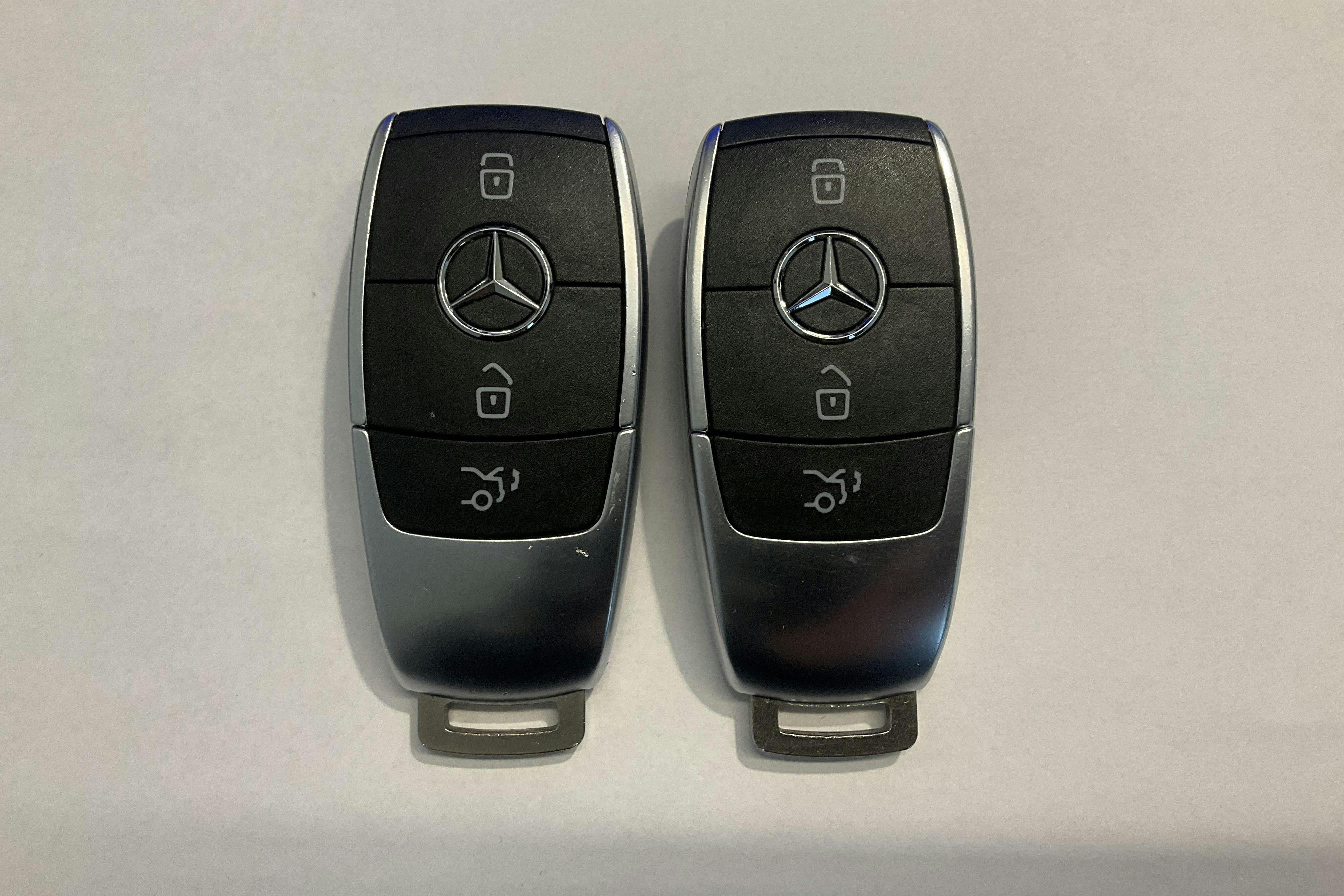 Presentation photo 18 of 18: Mercedes CLA 250 e Shooting Brake X118 (218hk) - 88 050 km - Automatic - silver - 2022