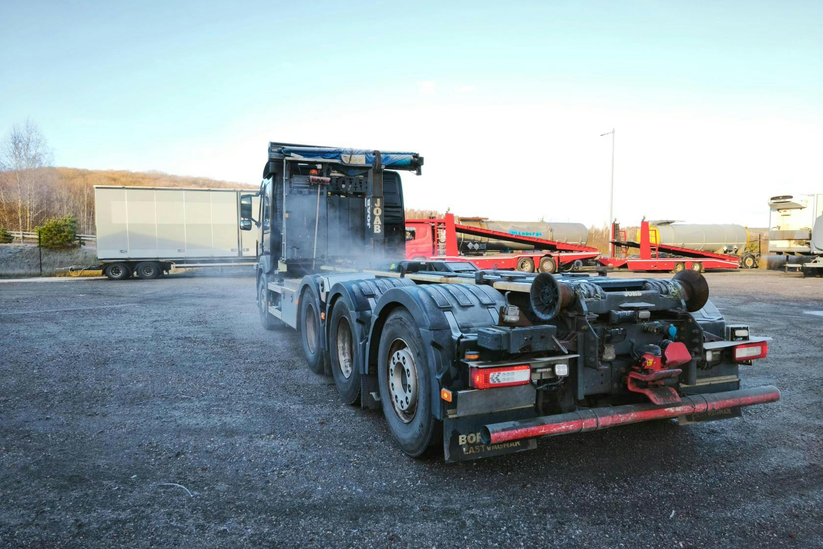 Esittelykuva 2 osoitteesta 113: Volvo FM500 - 365 260 km - Automaattinen - musta - 2018