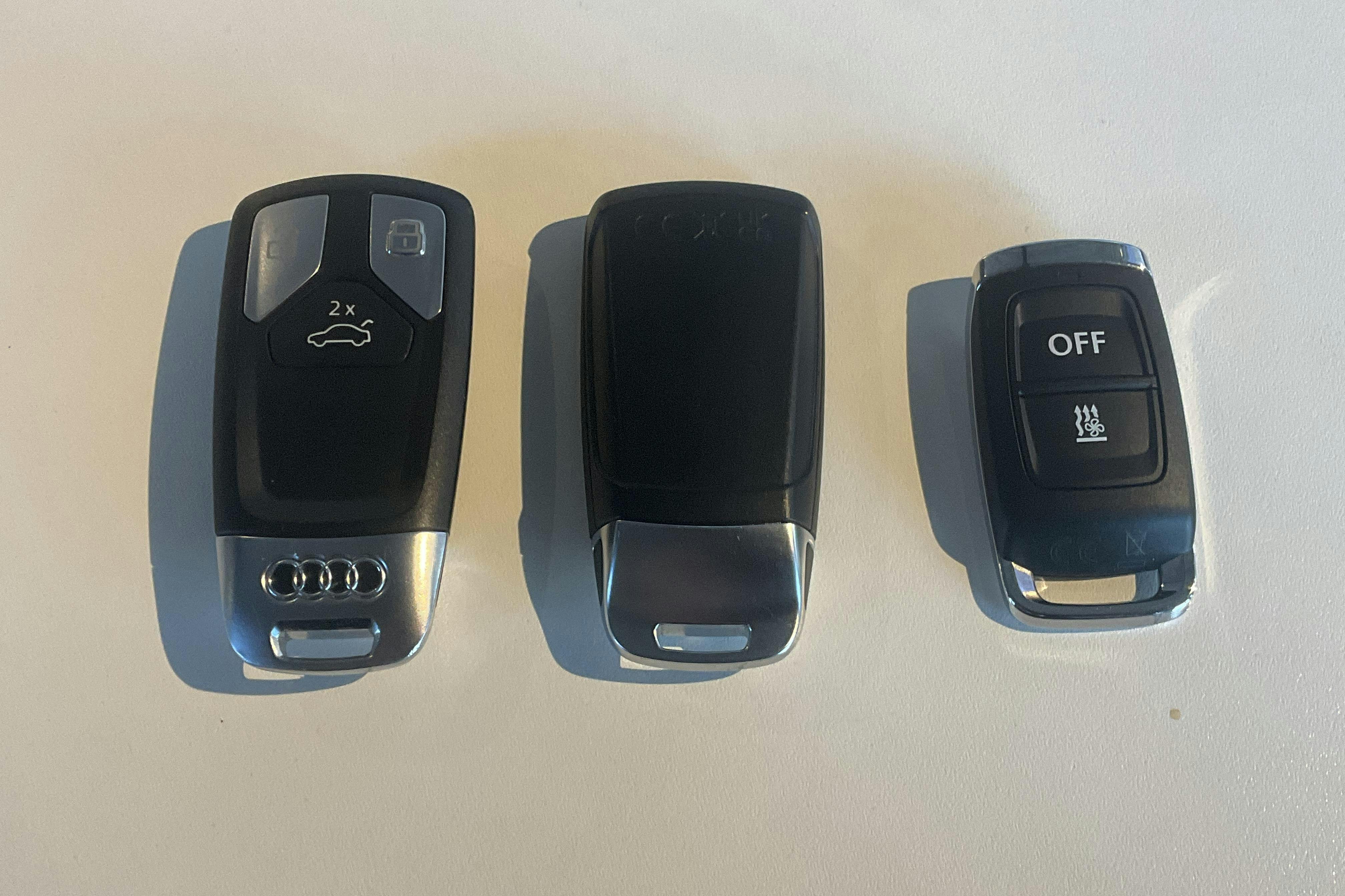 Esitlusfoto 15 aadressil 15: Audi A4 Avant 40 TDI (204hk) - 127 030 km - Automaatne - valge - 2023