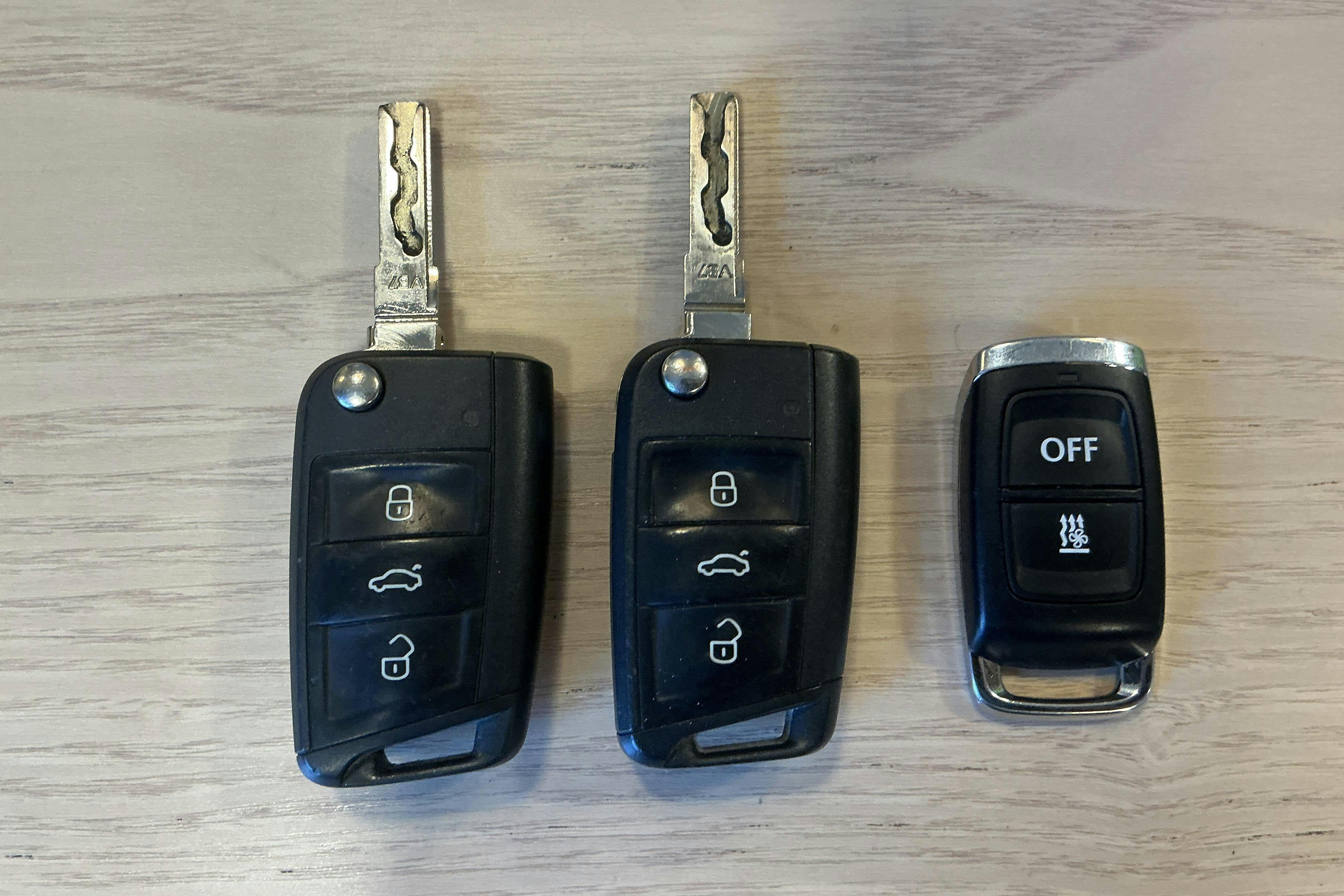 Presentation photo 12 of 12: Skoda Octavia III 1.5 TSI G-TEC Combi (130hk) - 107 790 km - Automatic - red - 2020