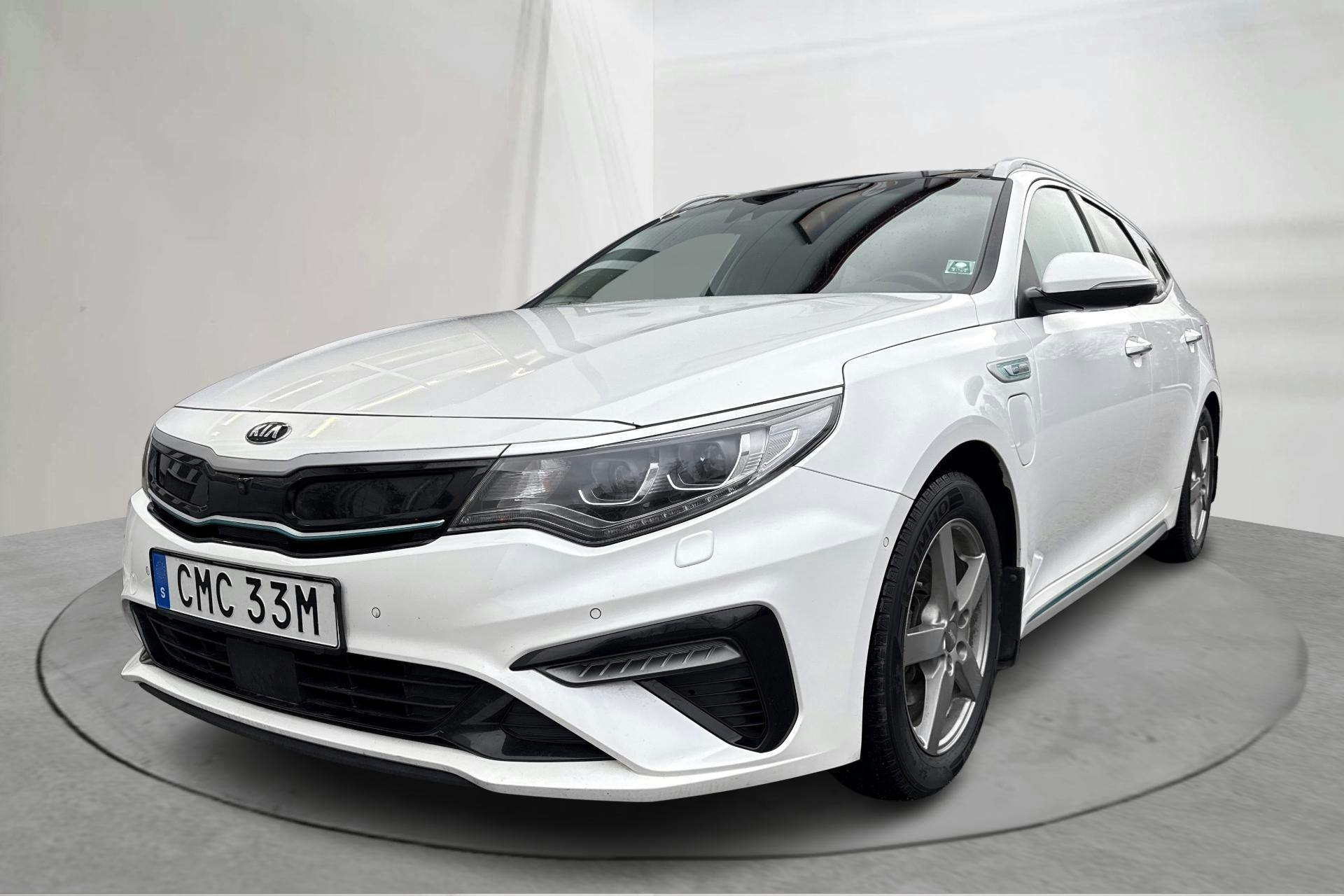 Zdjęcie prezentacyjne 1 z 23: KIA Optima 2.0 GDi Plug-in Hybrid SW (205hk) - 177 640 km - Automatyczna - biały - 2020