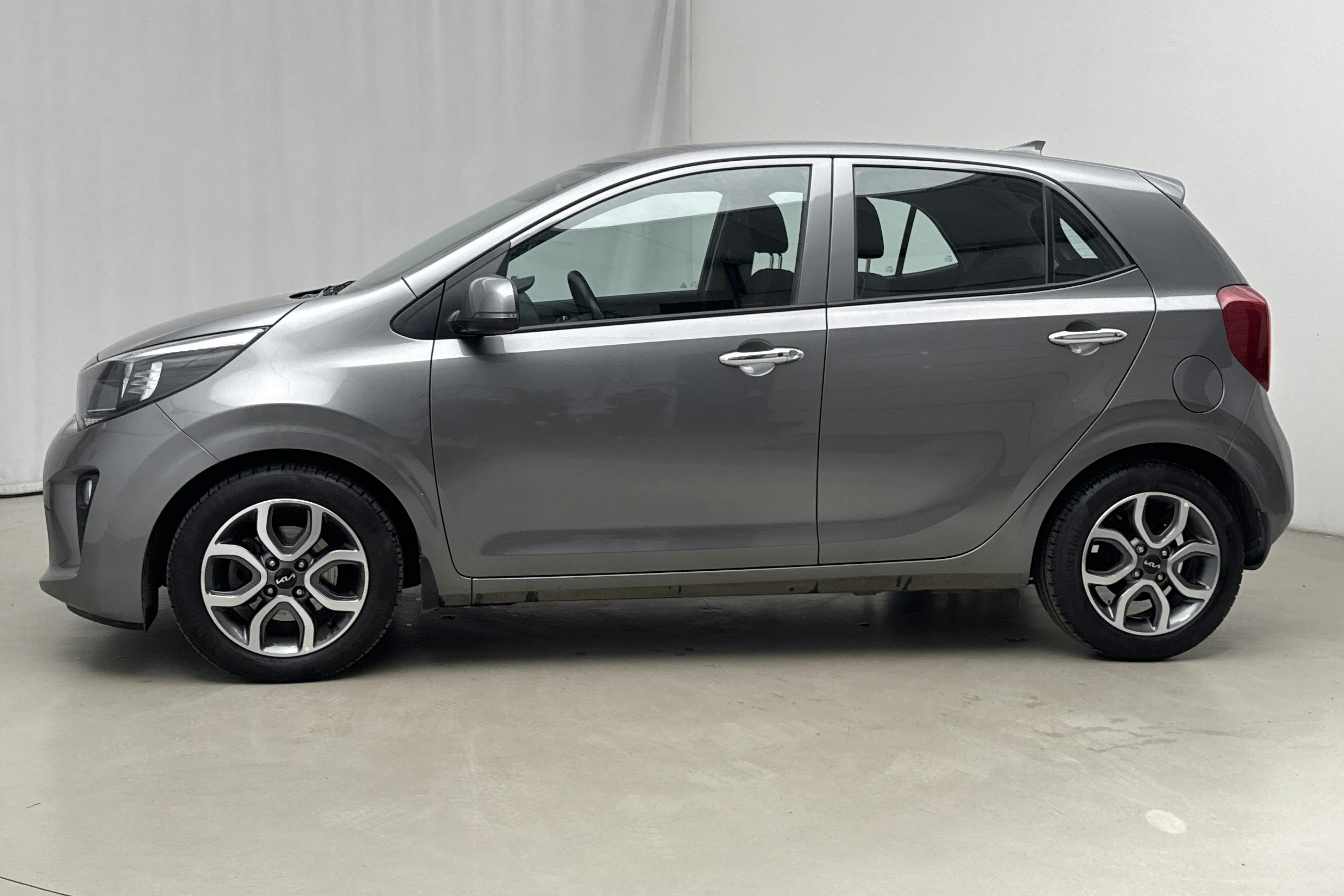 Presentationsfoto 2 av 16: KIA Picanto 1.0 DPI (67hk) - 3 545 mil - Automat - grå - 2023