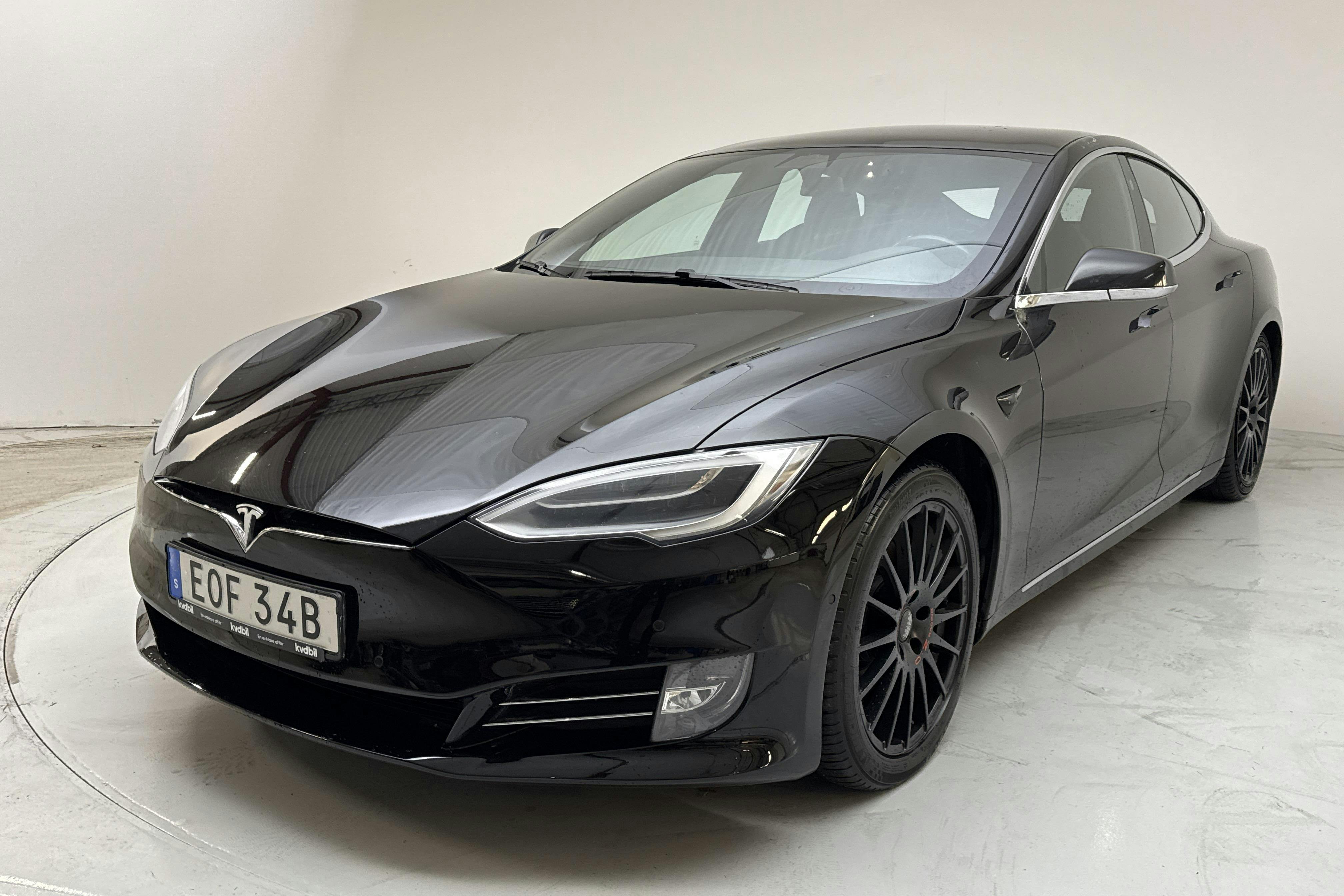 Tesla Model S 75D - 18 274 mil - Automat - svart - 2019