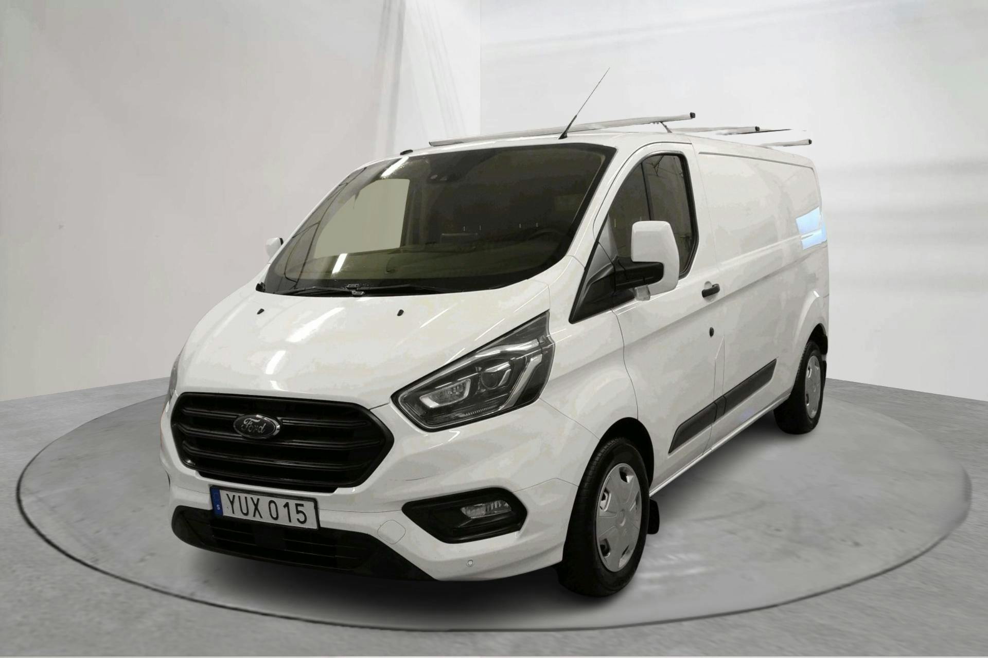 Presentation photo 1 of 15: Ford Transit Custom 300 (170hk) - 204 460 km - Automatic - white - 2018