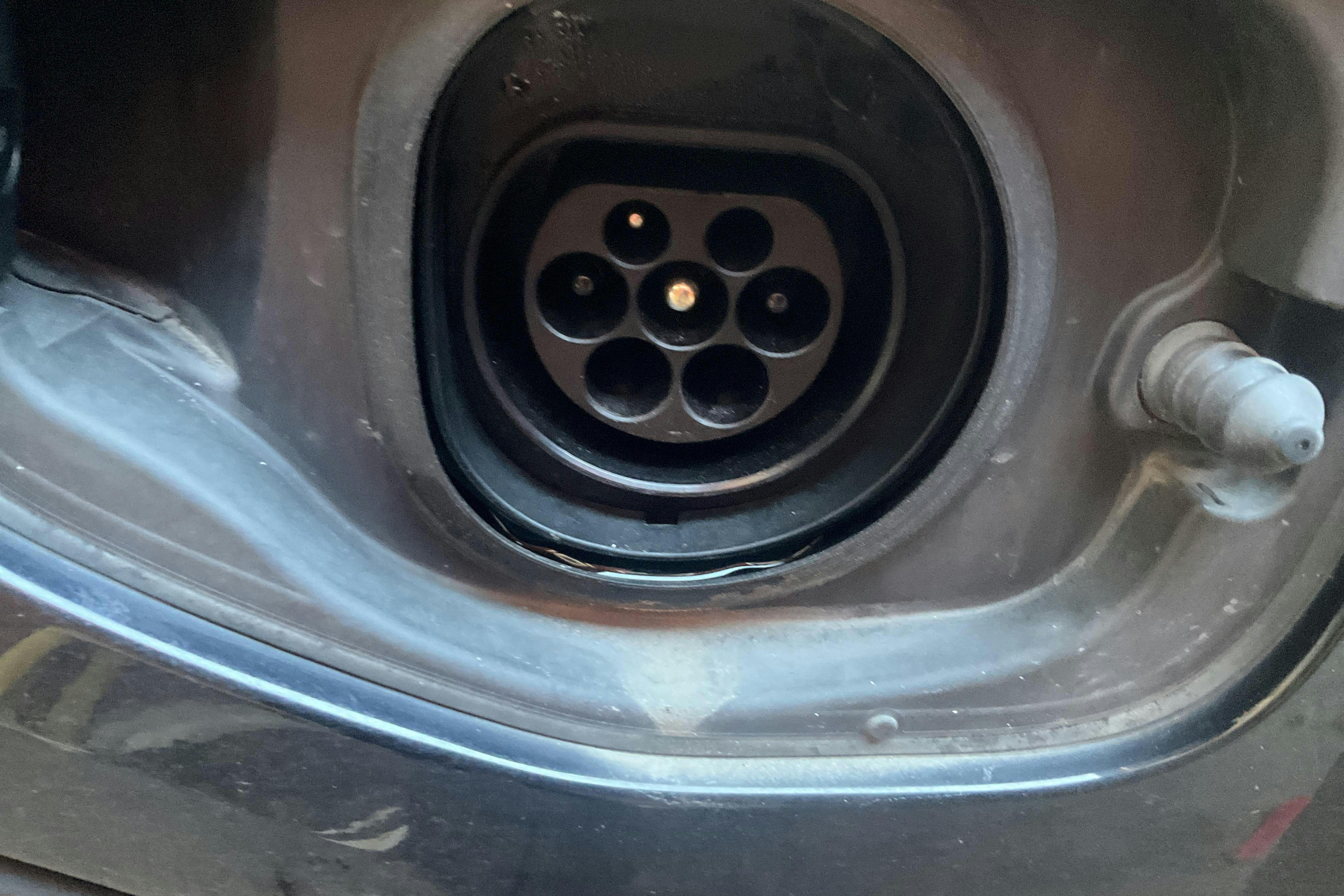 Esitlusfoto 16 aadressil 16: Volvo XC40 T5 2WD Twin Engine (262hk) - 64 040 km - Automaatne - must - 2021