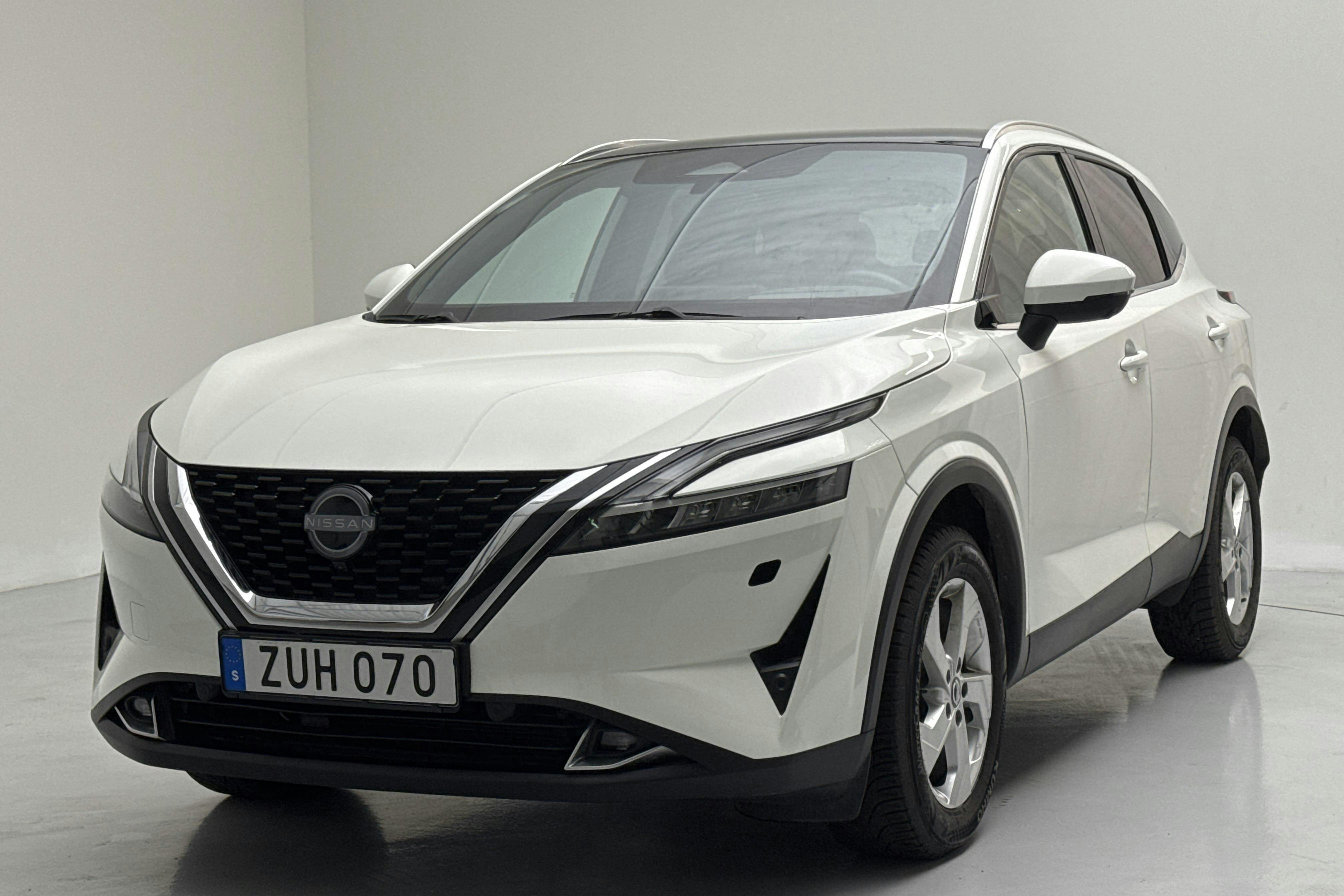 Presentation photo 1 of 15: Nissan Qashqai 1.3 MHEV (158hk) - 46 790 km - Automatic - white - 2022