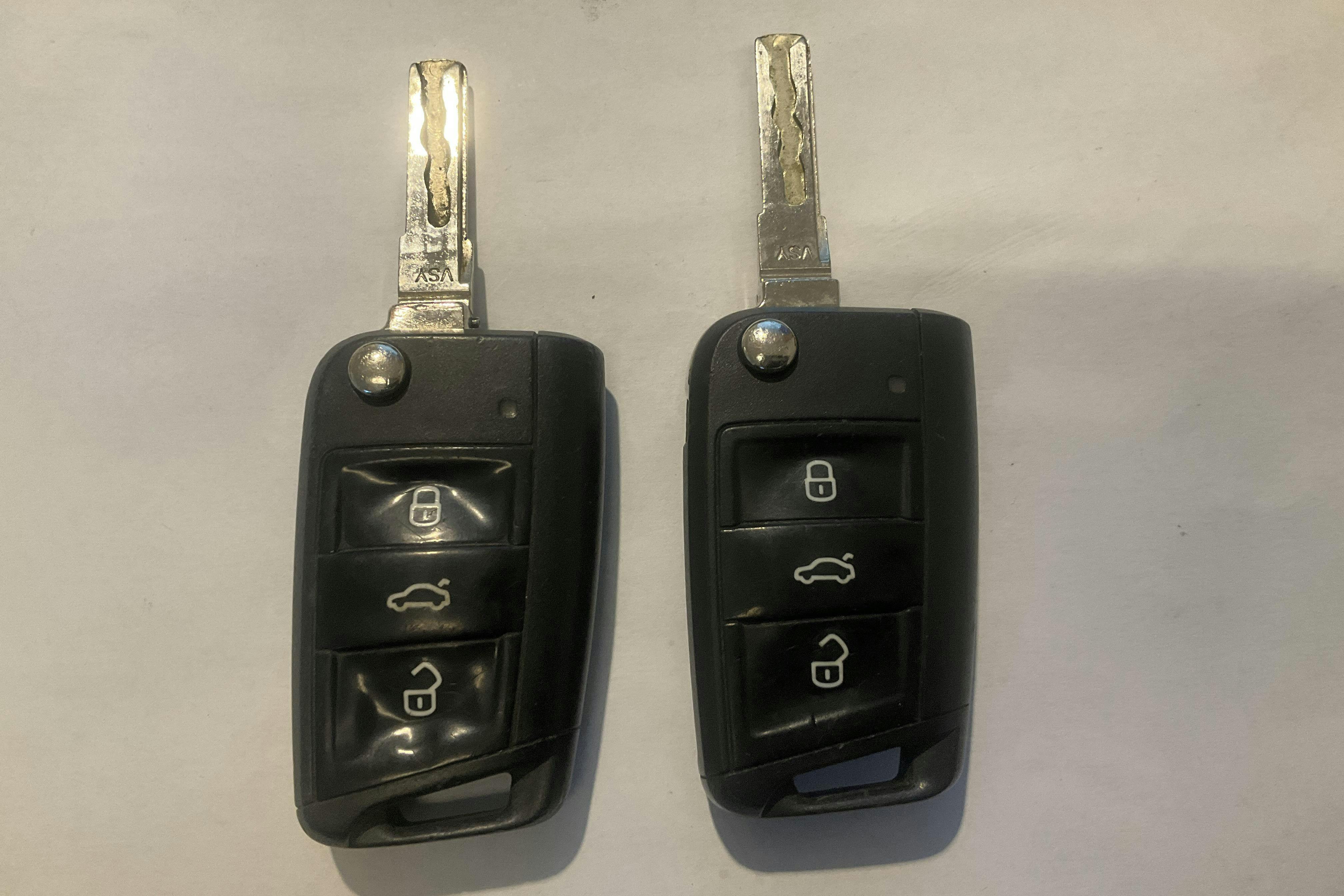 Presentation photo 12 of 12: VW Golf VII 1.4 TSI Multifuel 5dr (122hk) - 160 520 km - Manual - red - 2014