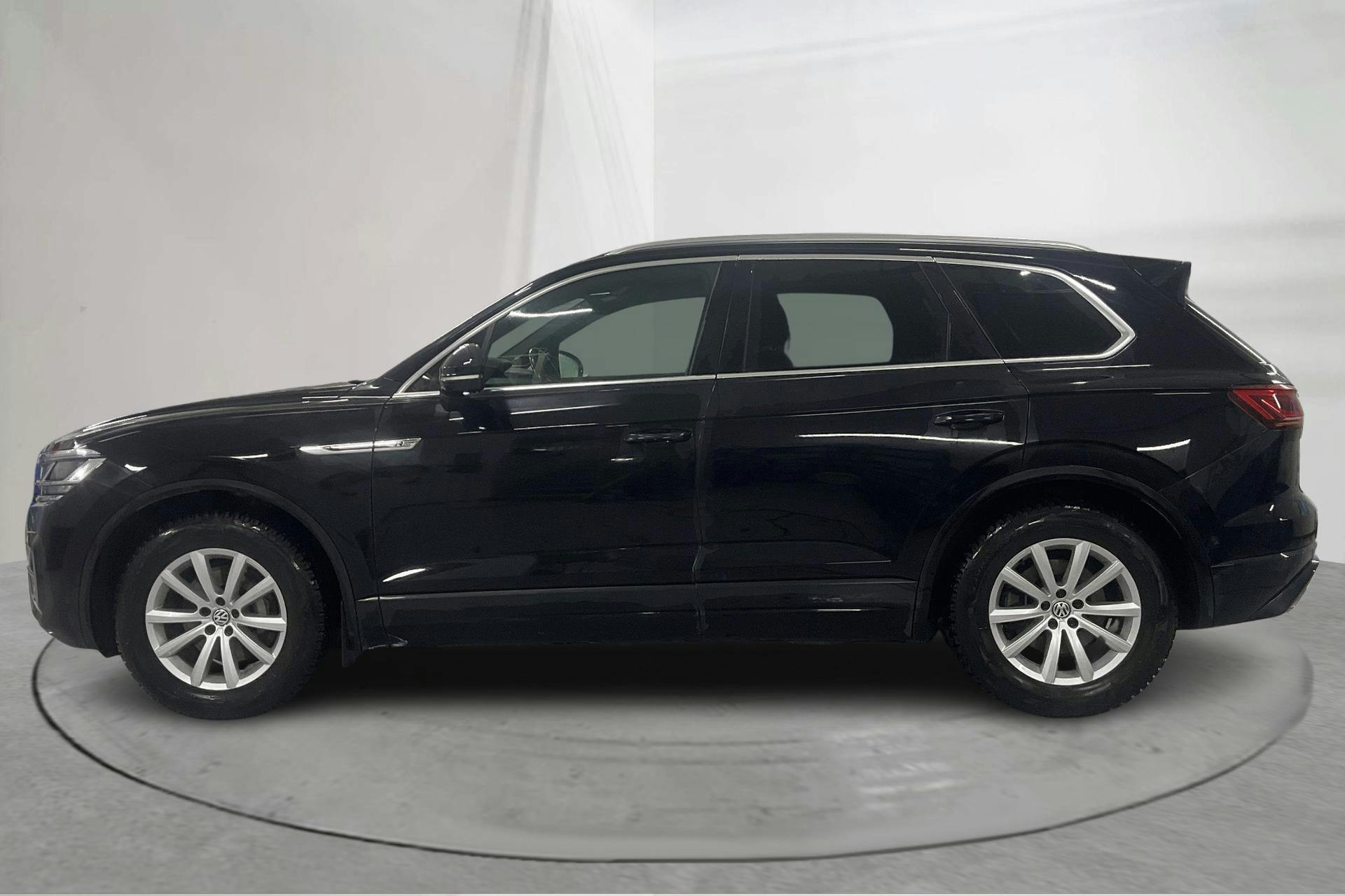 Presentation photo 2 of 28: VW Touareg V6 TDI 4Motion (286hk) - 174 450 km - Automatic - black - 2018