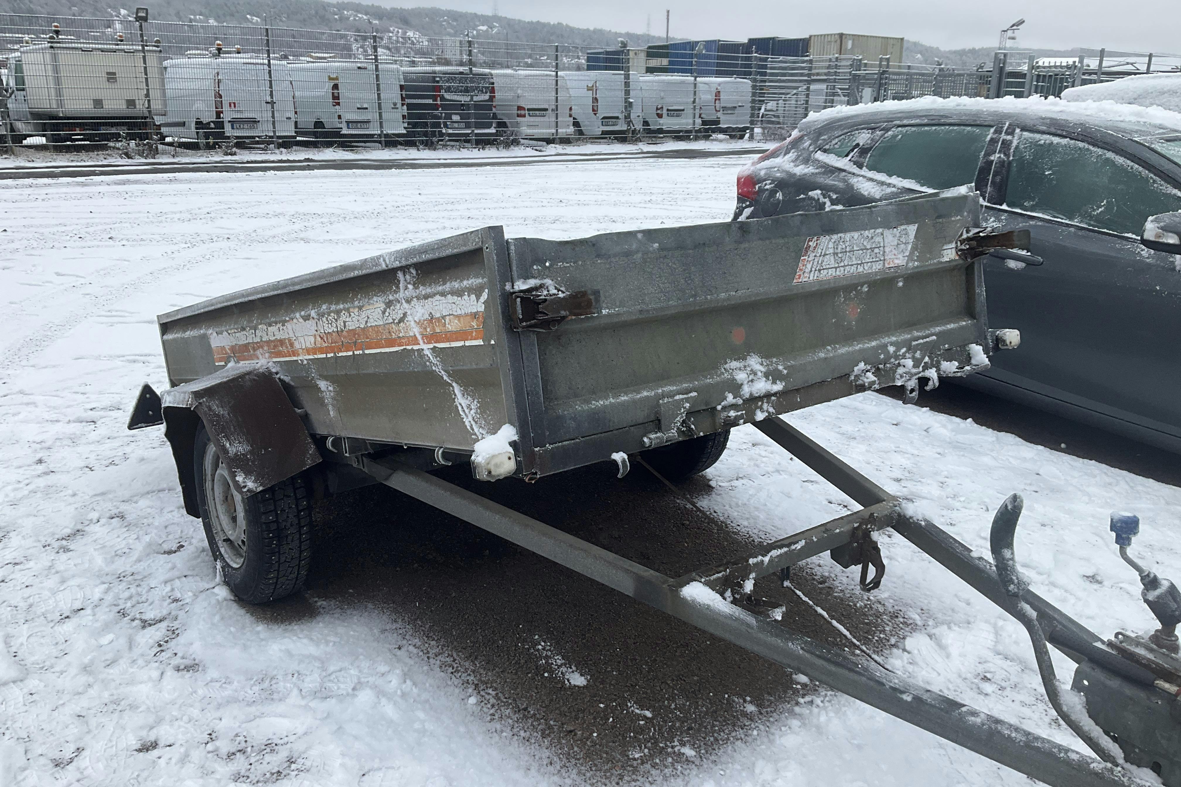 Presentation photo 2 of 9: GISEBO 1000/TRANSPORTER 1000 TRANSPORTER Släpvagn med tippfunkltion - 0 km - gray - 1989