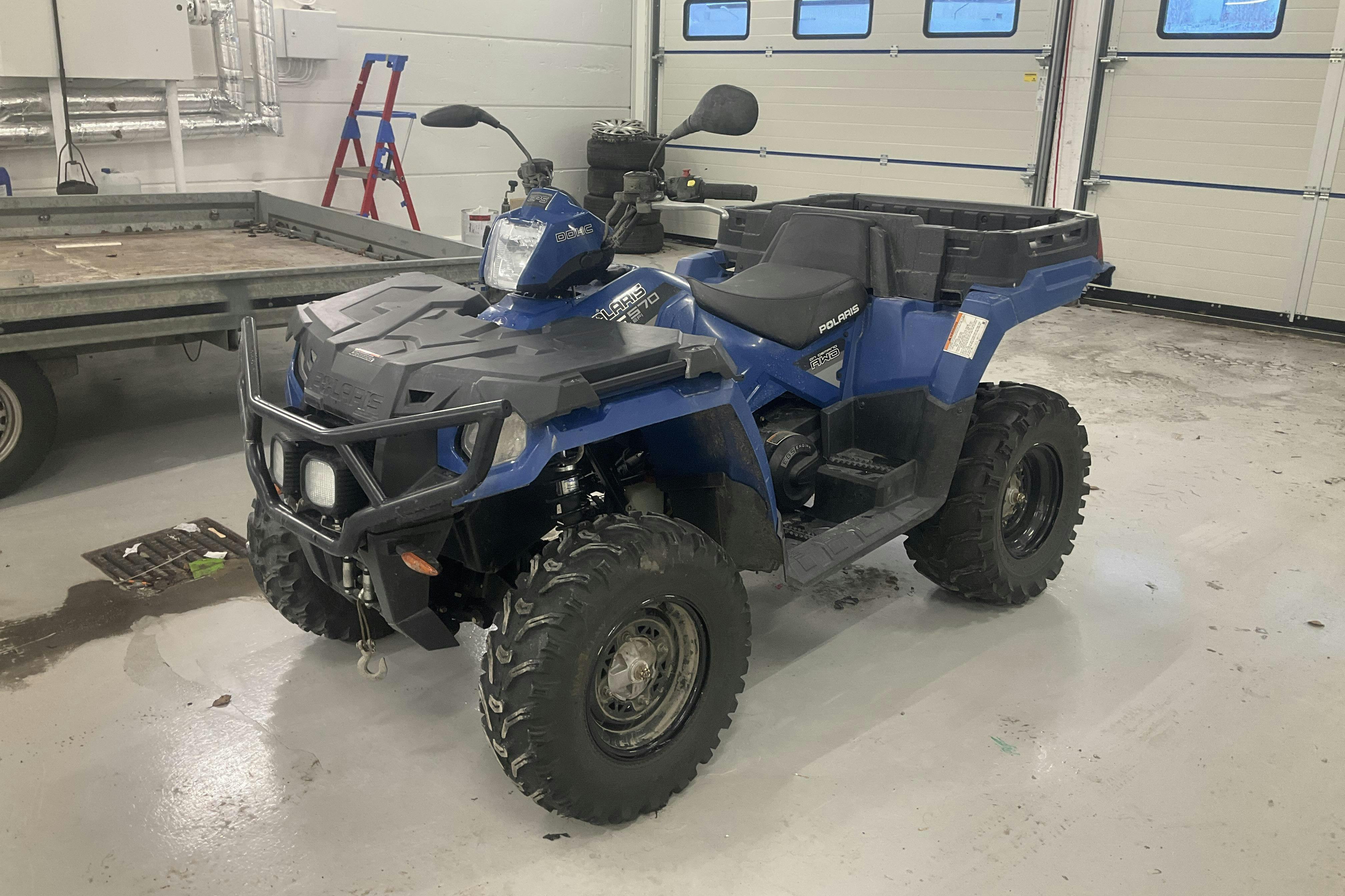 POLARIS SPORTSMAN UTE 570 ATV - 550 mil - Automat - blå - 2015