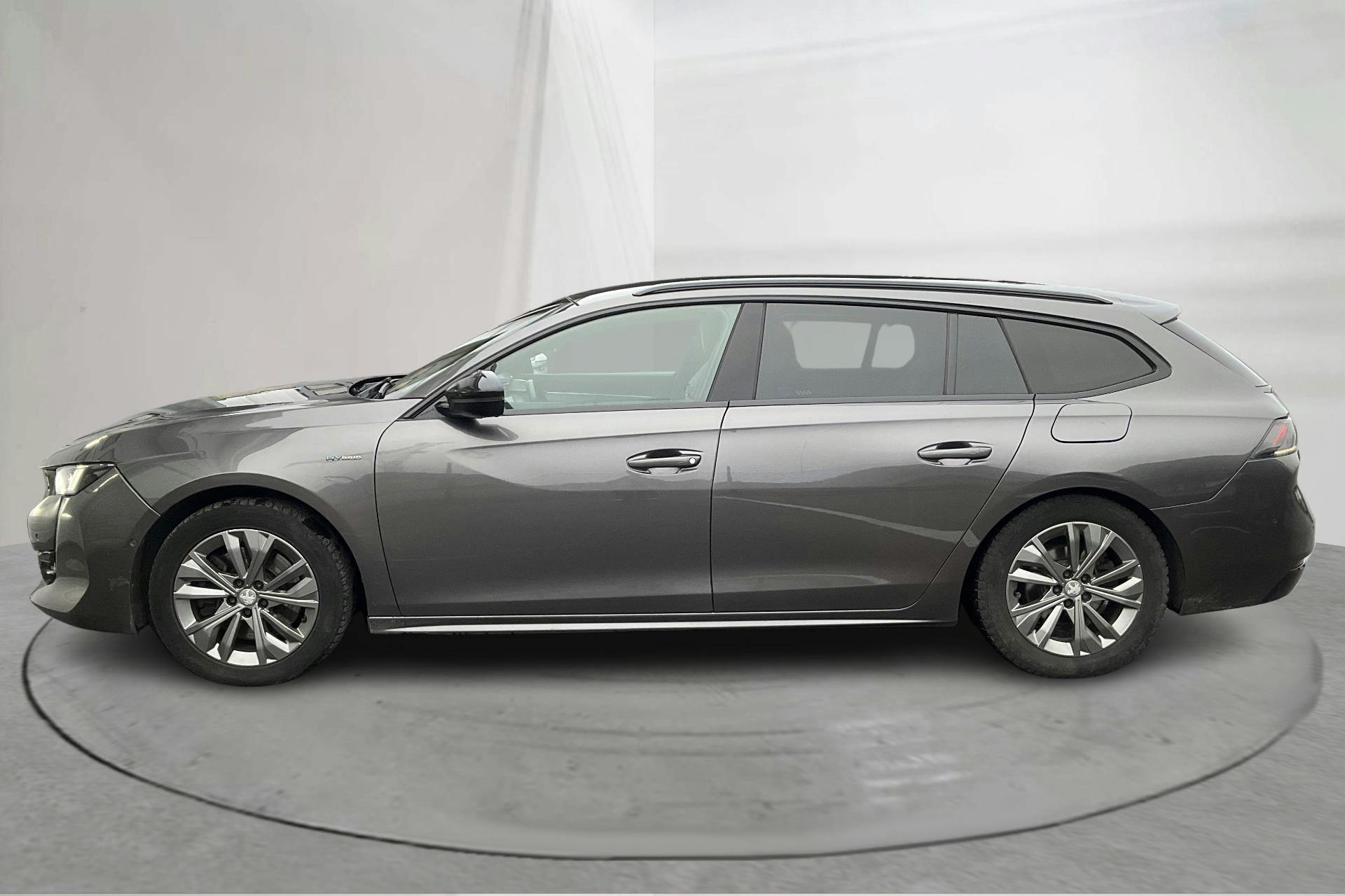 Presentationsfoto 2 av 17: Peugeot 508 1.6 Hybrid SW (225hk) - 12 238 mil - Automat - grå - 2019