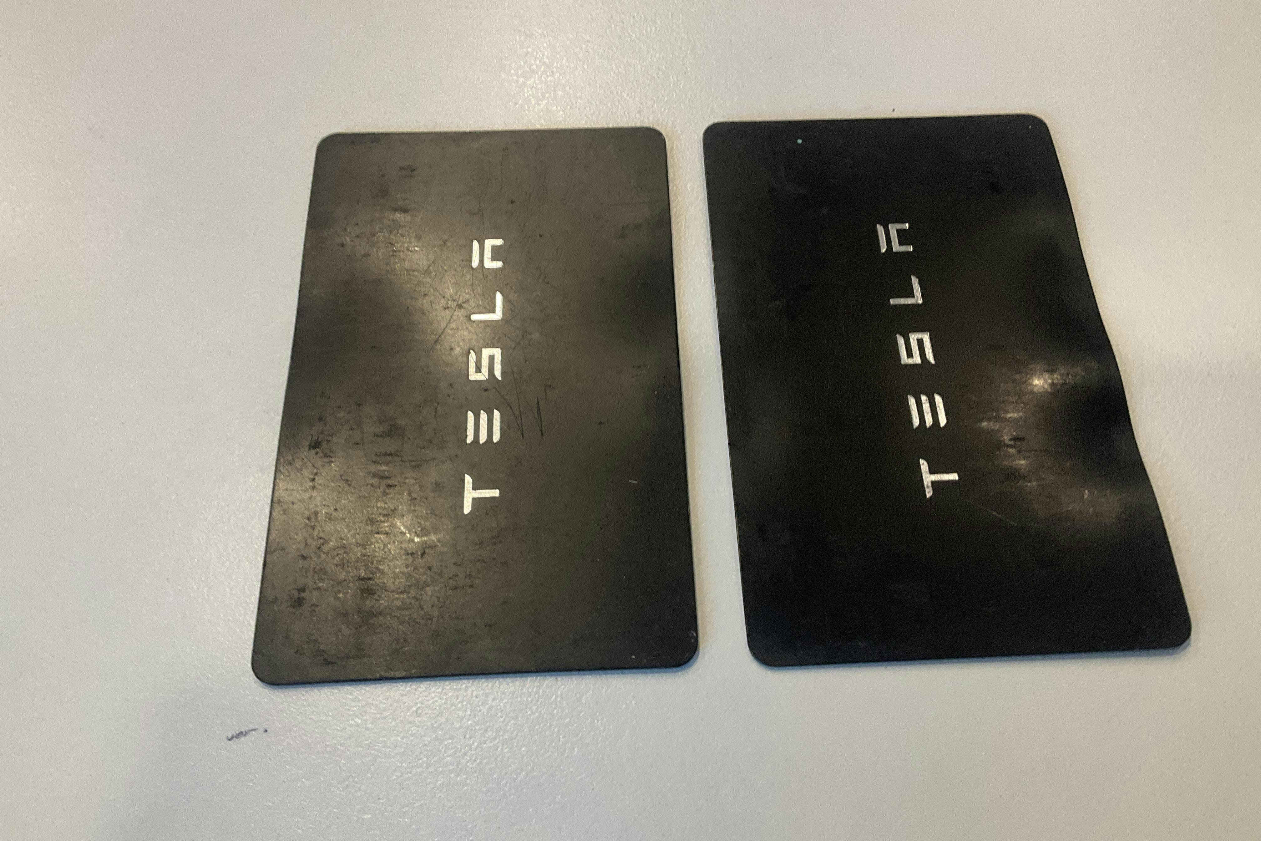 Presentation photo 21 of 21: Tesla Model 3 Standard Range RWD - 160 840 km - Automatic - gray - 2021