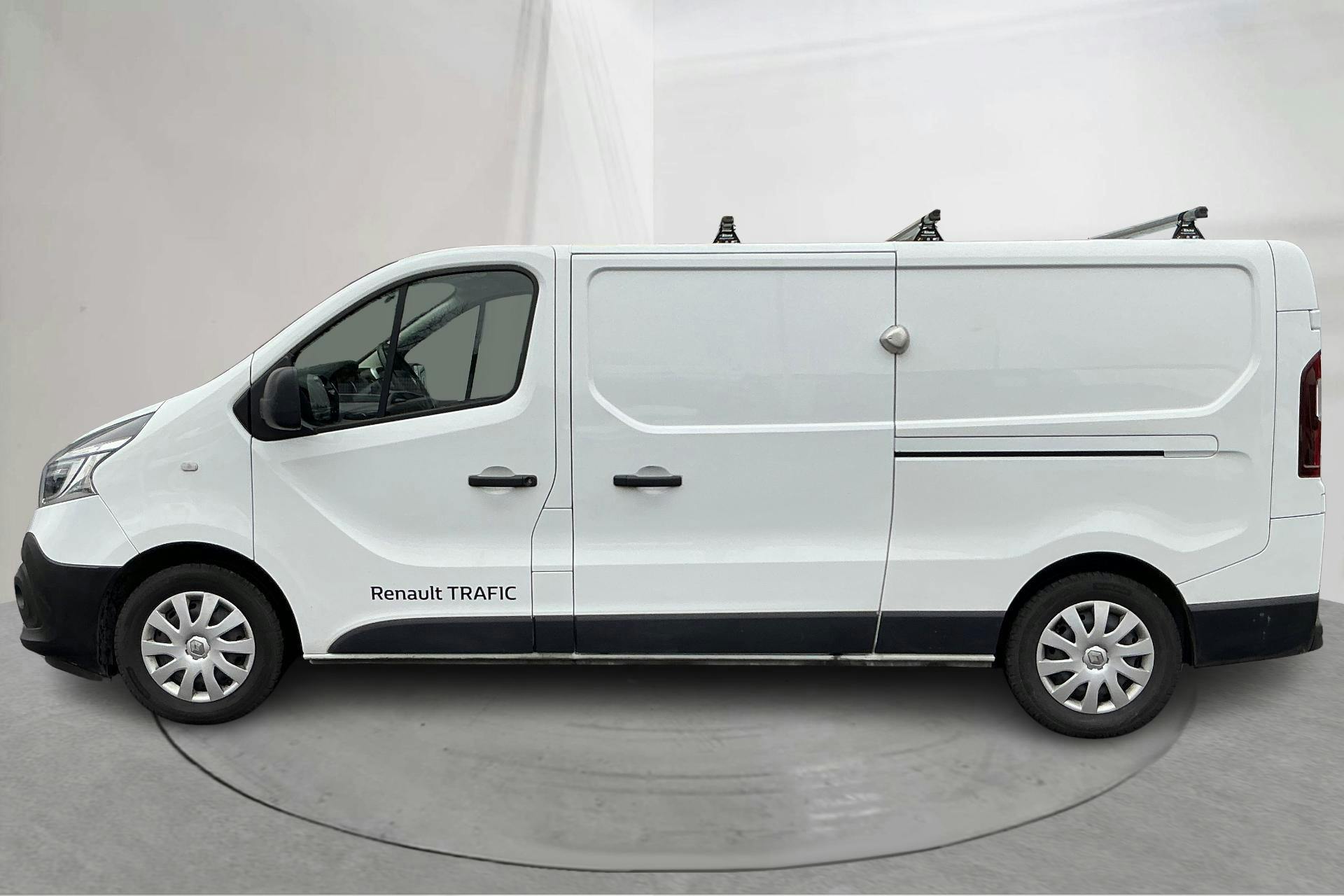Presentation photo 2 of 15: Renault Trafic 2.0 dCi Skåp (145hk) - 63 210 km - Automatic - white - 2020