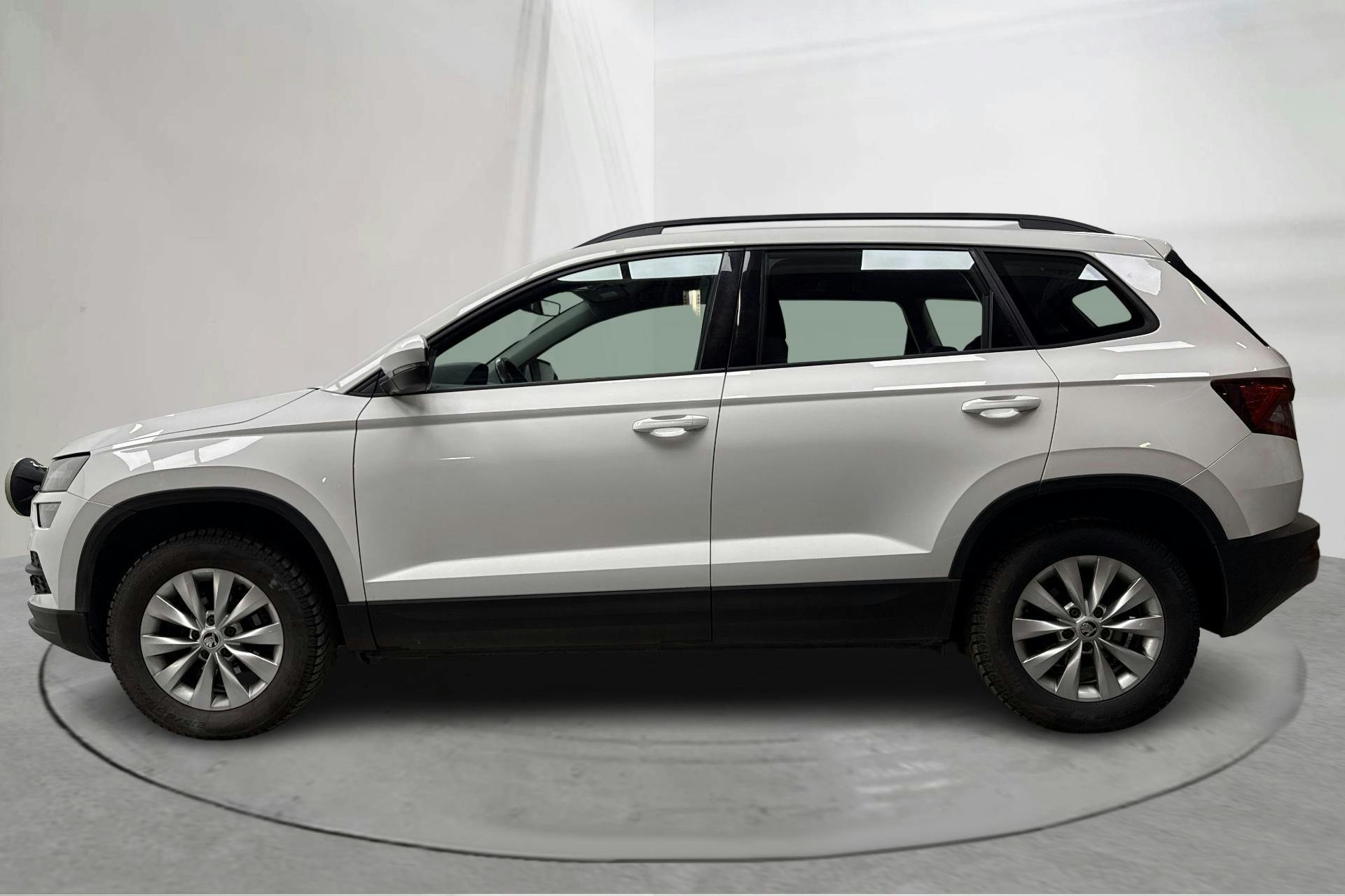 Presentation photo 2 of 15: Skoda Karoq 2.0 TDI 4X4 (150hk) - 218 520 km - Automatic - white - 2020