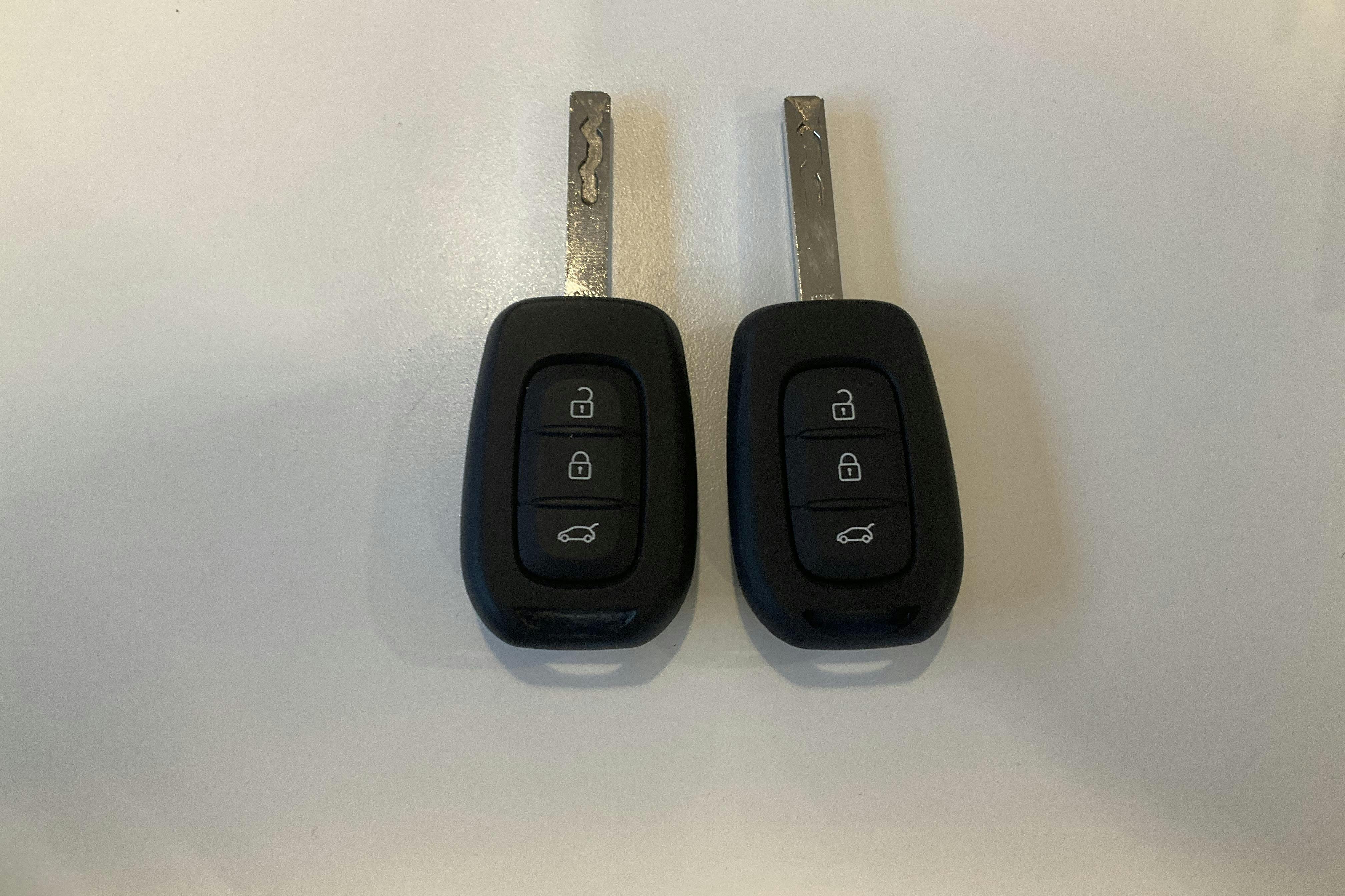 Presentation photo 23 of 23: Dacia Sandero 1.0 TCe (90hk) - 5 090 km - Automatic - gray - 2024