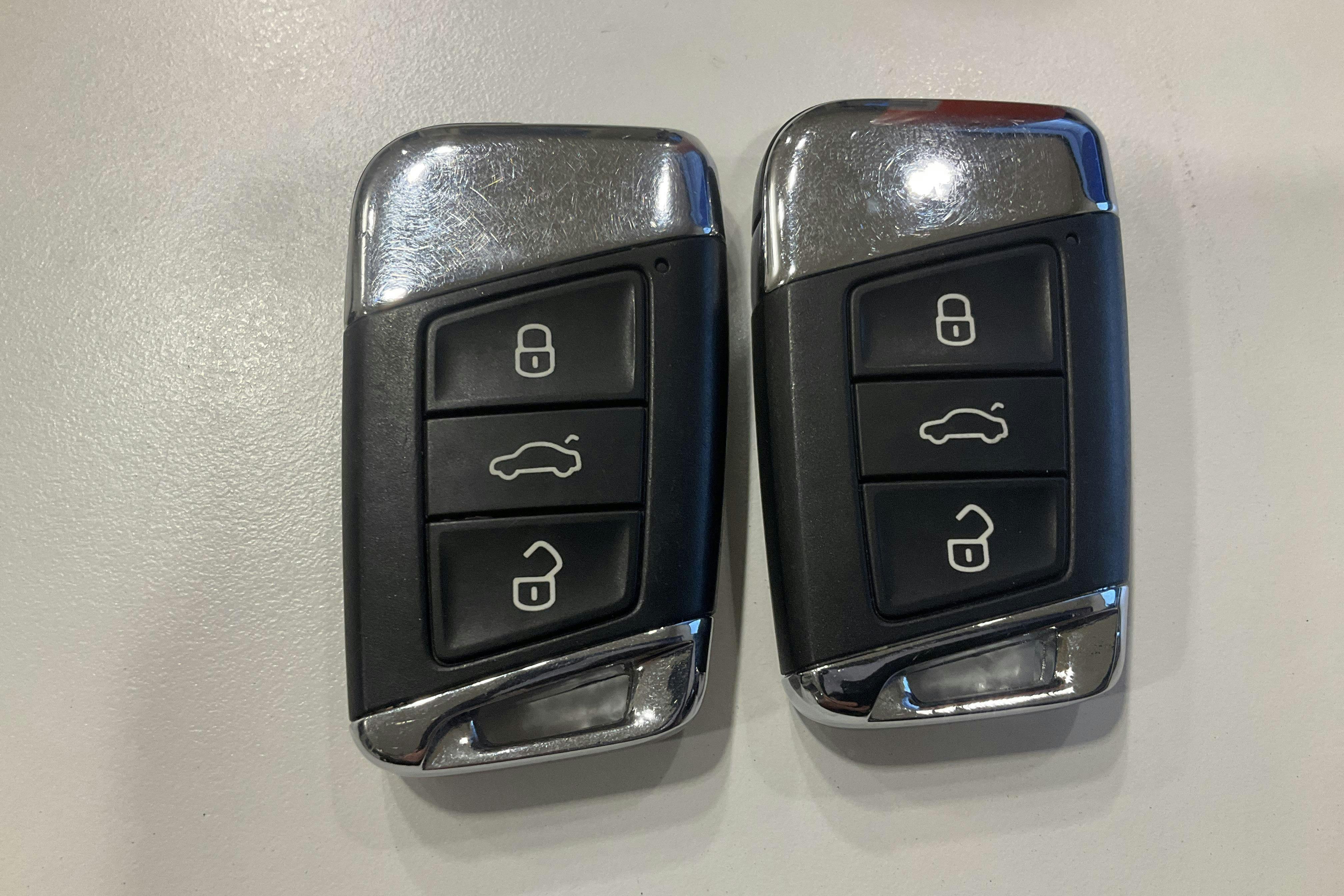 Presentation photo 18 of 18: VW Passat 2.0 TDI Sportscombi 4MOTION (190hk) - 134 750 km - Automatic - blue - 2021