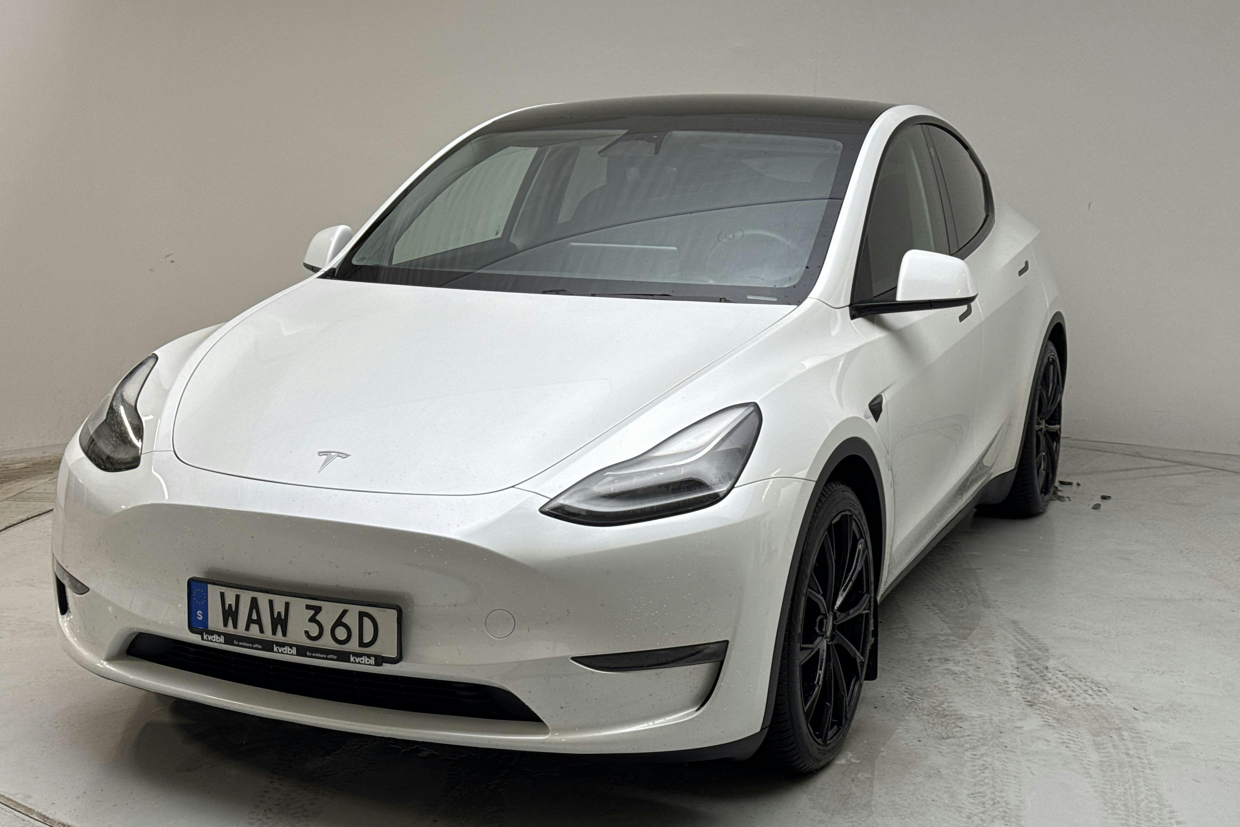 Presentation photo 1 of 20: Tesla Model Y Performance Dual Motor AWD - 43 280 km - Automatic - white - 2023