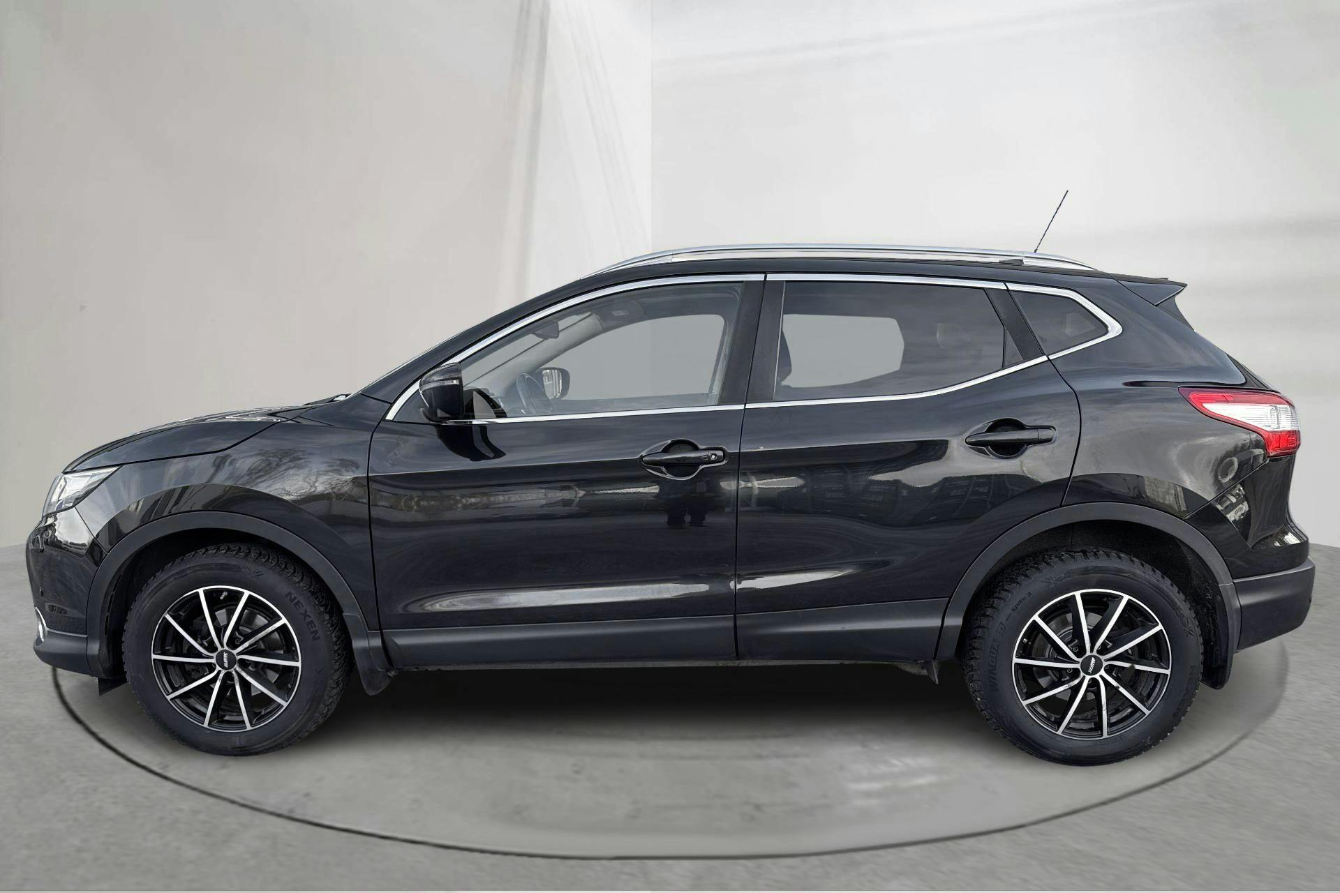 Presentation photo 2 of 17: Nissan Qashqai 1.2 (115hk) - 204 370 km - Automatic - black - 2017