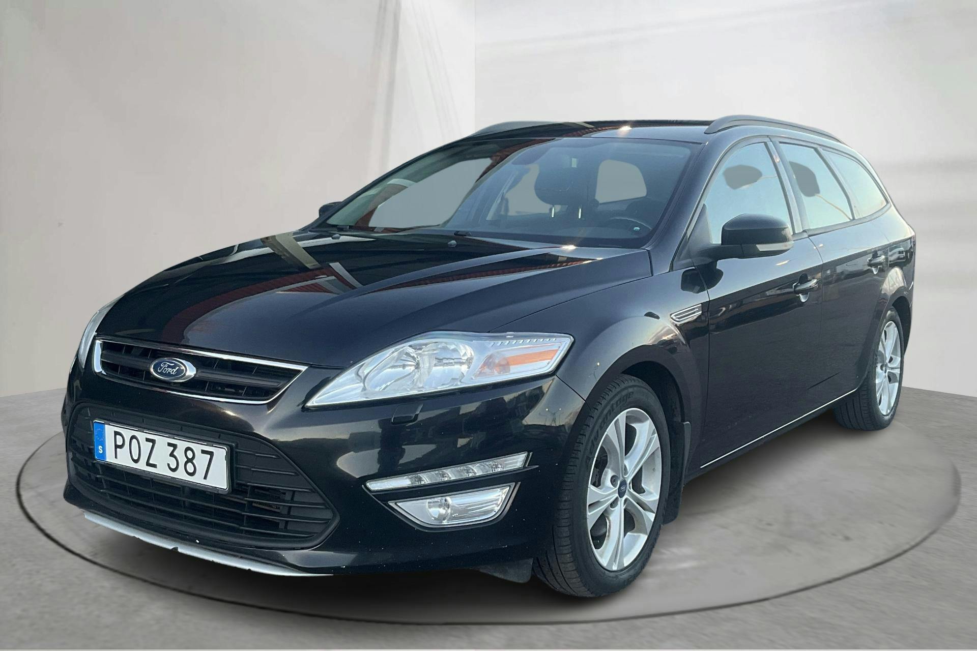 Presentation photo 1 of 12: Ford Mondeo 1.6 Duratorq TDCi Kombi (116hk) - 216 720 km - Manual - black - 2013