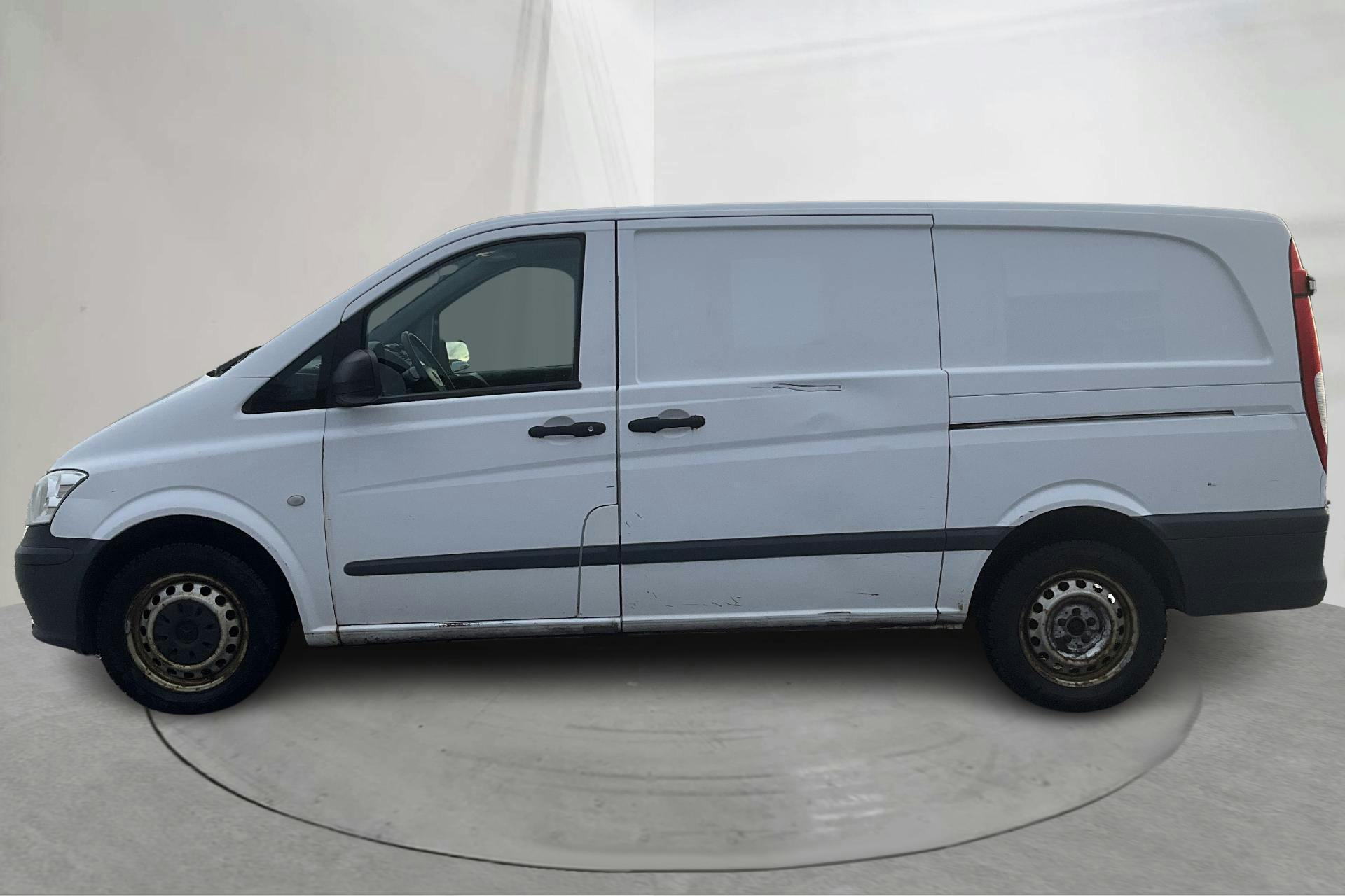Presentation photo 2 of 13: Mercedes Vito 116 CDI W639 (163hk) - 426 720 km - Automatic - white - 2014