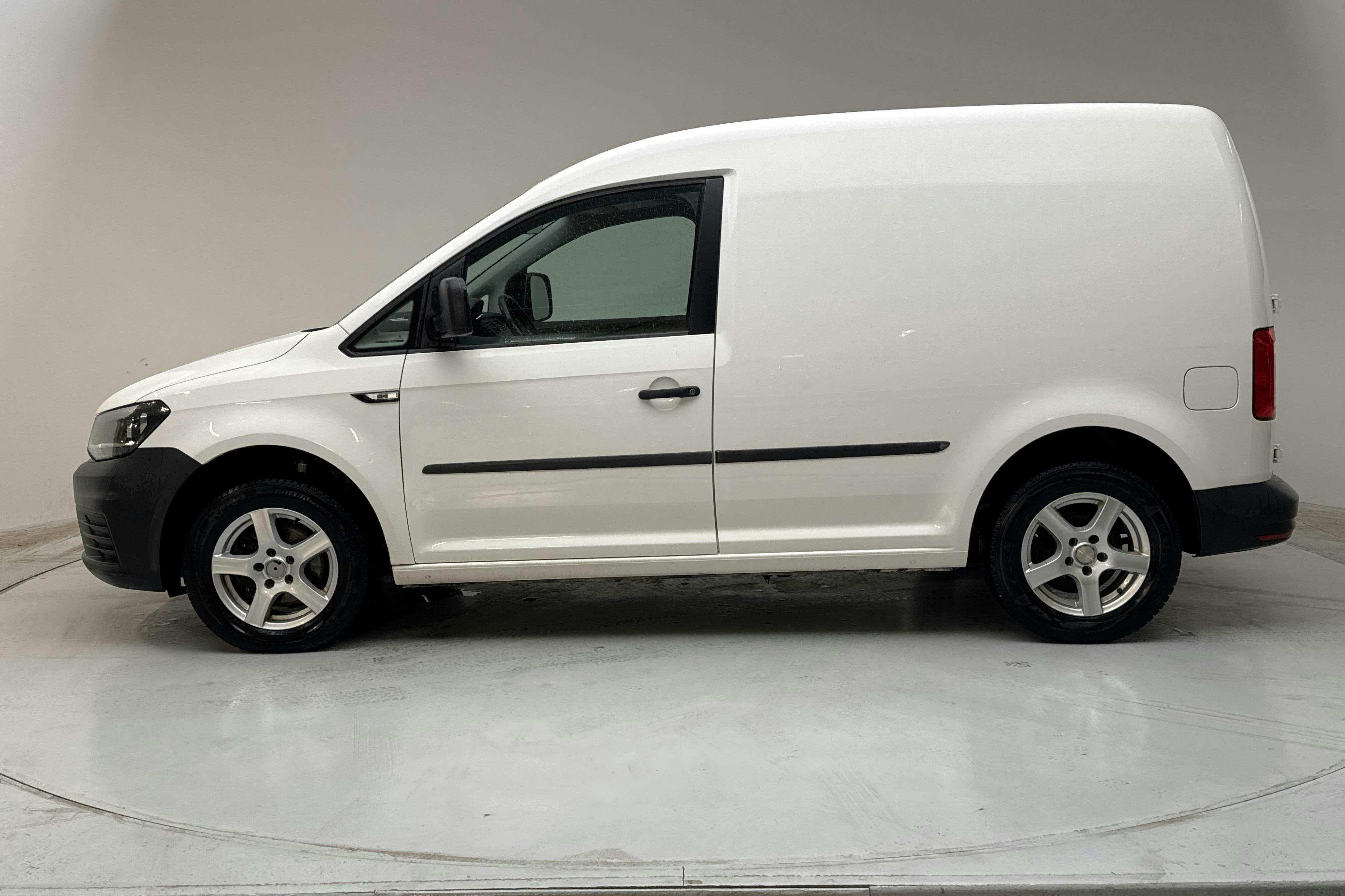 Presentation photo 2 of 15: VW Caddy 2.0 TDI Skåp (75hk) - 87 550 km - Manual - white - 2017