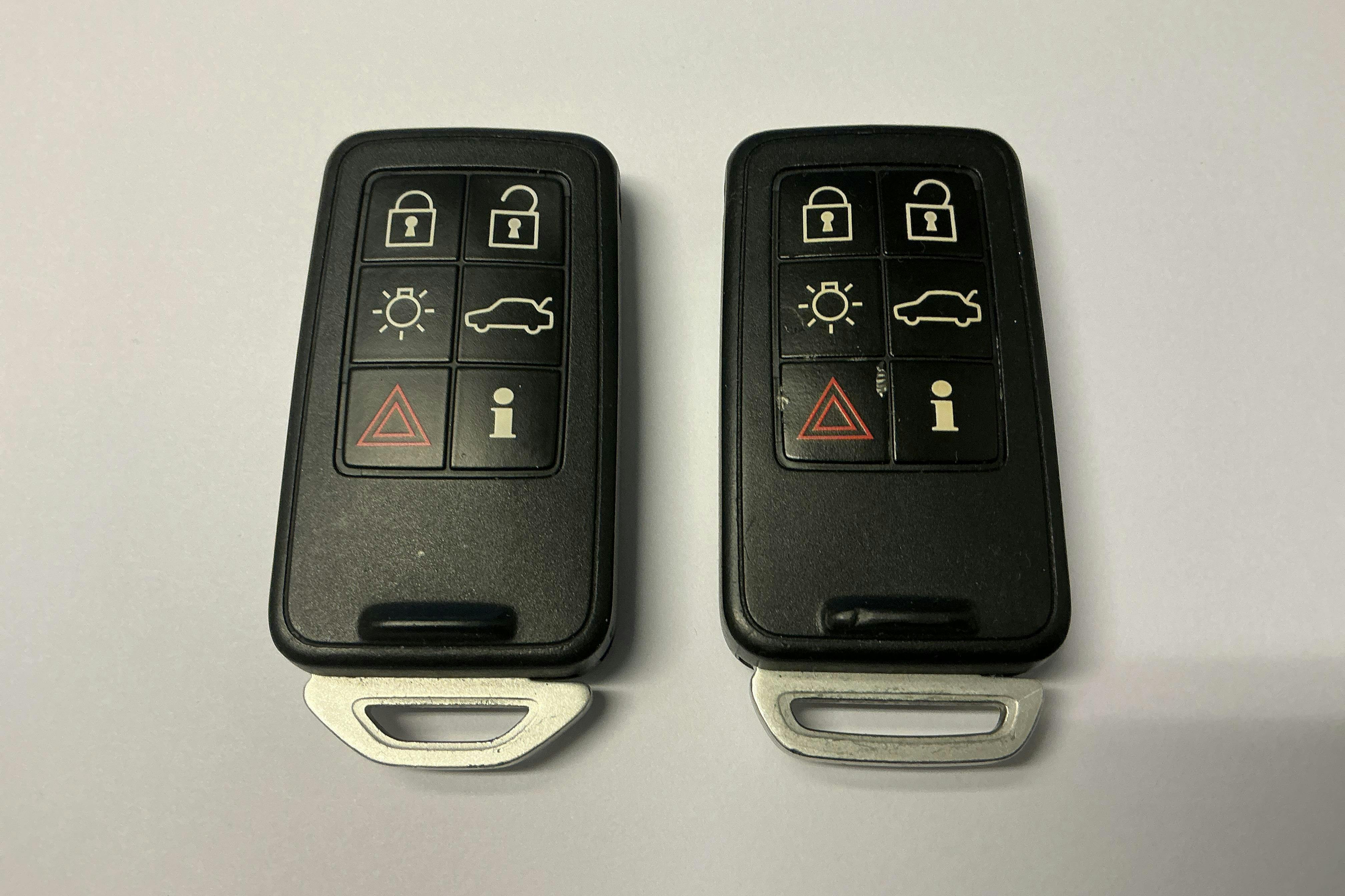 Presentation photo 17 of 17: Volvo V60 D4 (190hk) - 246 690 km - Automatic - gray - 2016