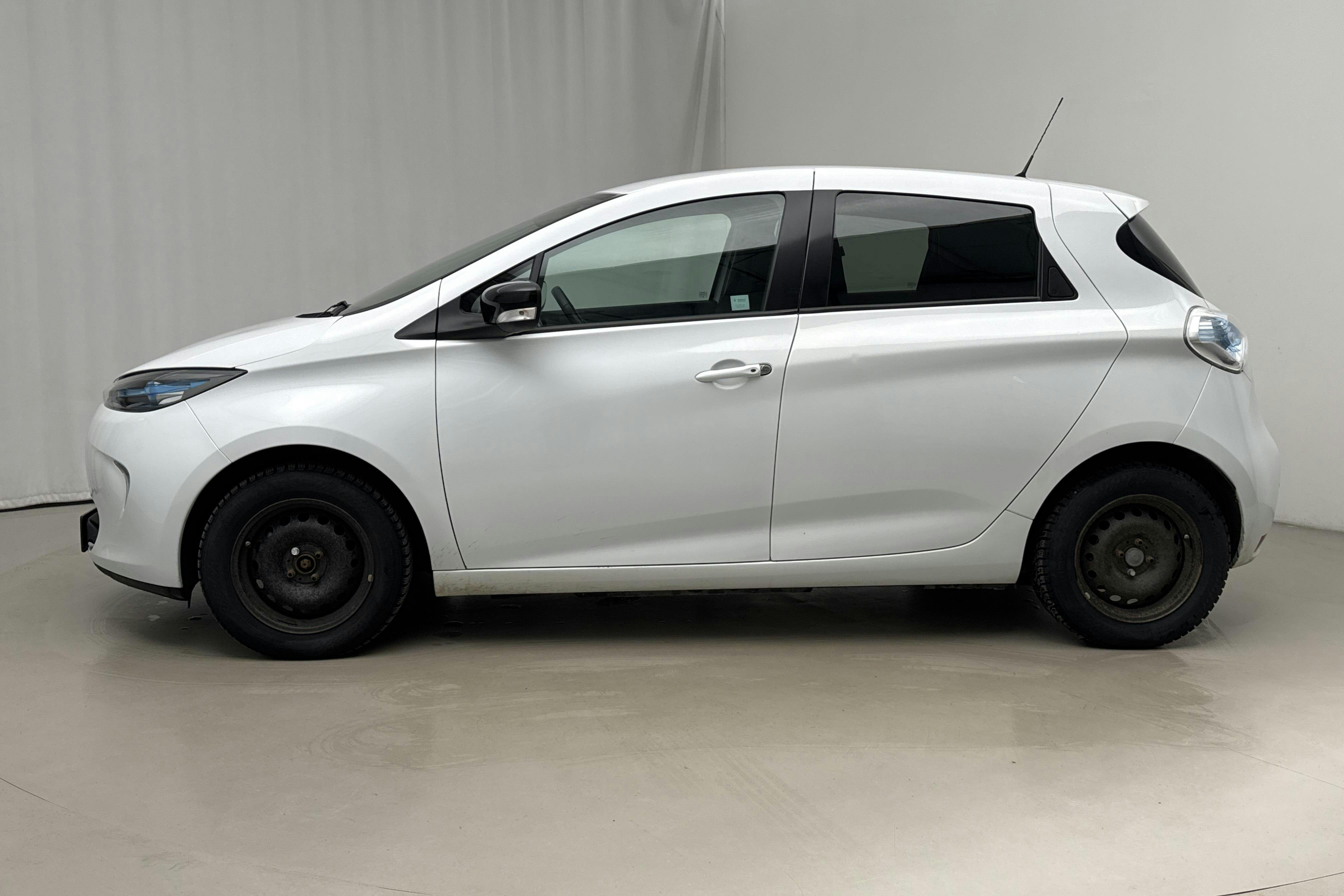 Presentation photo 2 of 19: Renault Zoe 41kWh R110 (108hk) - 65 000 km - Automatic - white - 2019